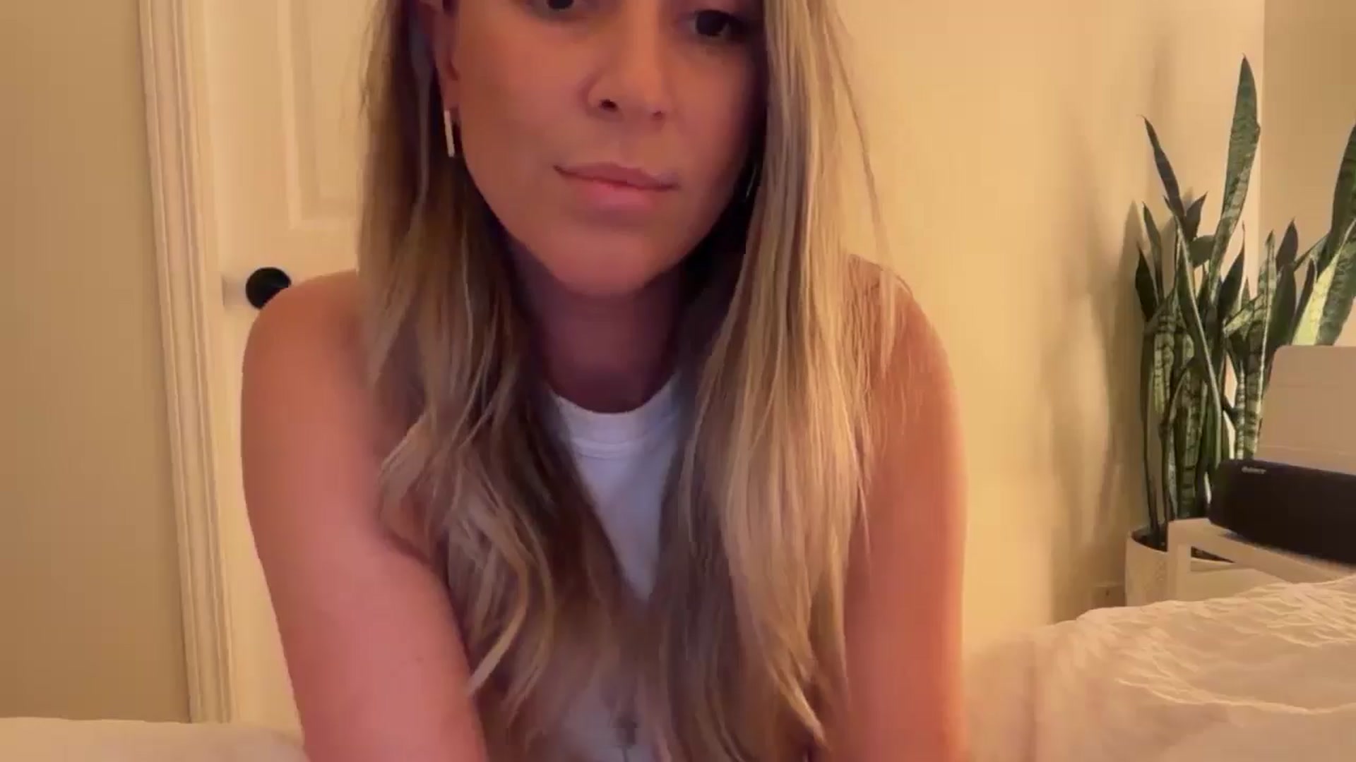 Gallery image thumbnail from DailyTease's myfreecams stream on, 02/12/2026, 03:04 image 10 of 20