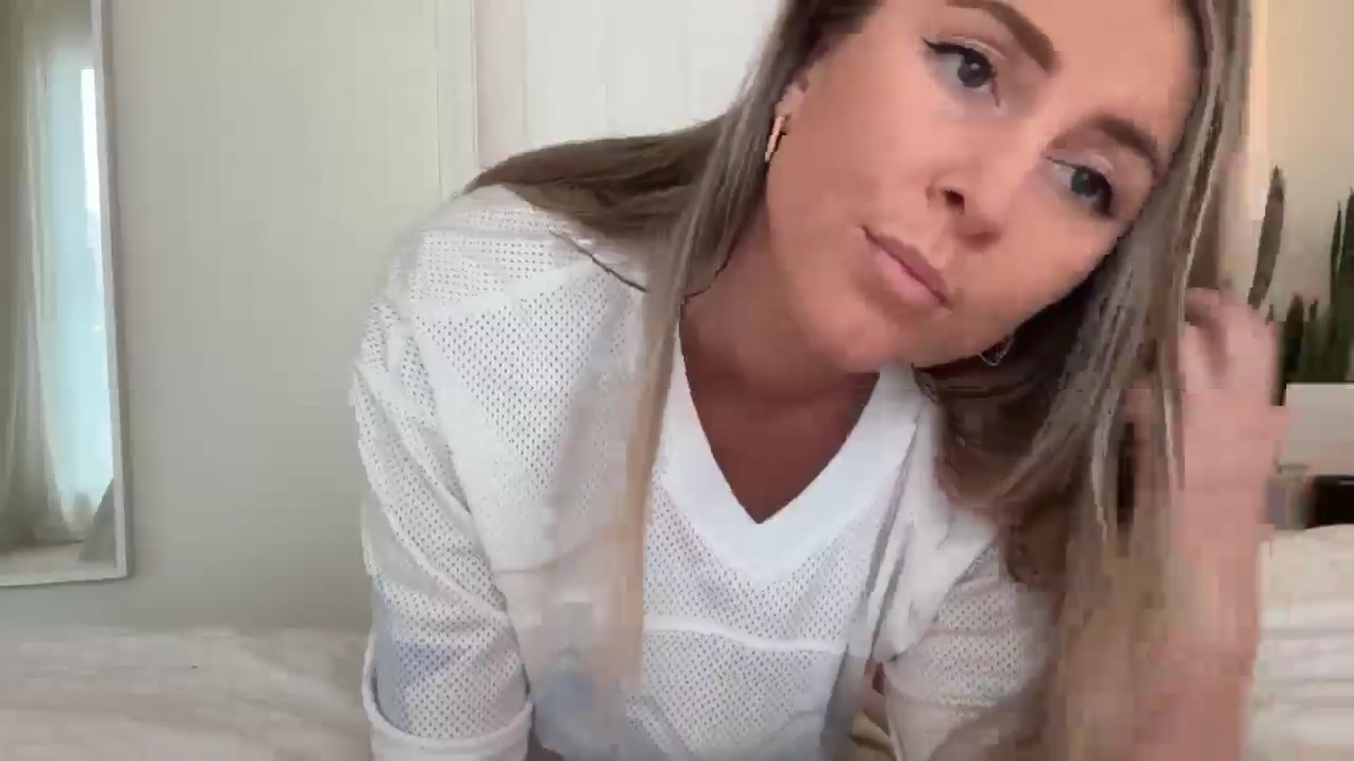 Gallery image thumbnail from DailyTease's myfreecams stream on, 03/03/2026, 22:12 image 11 of 20