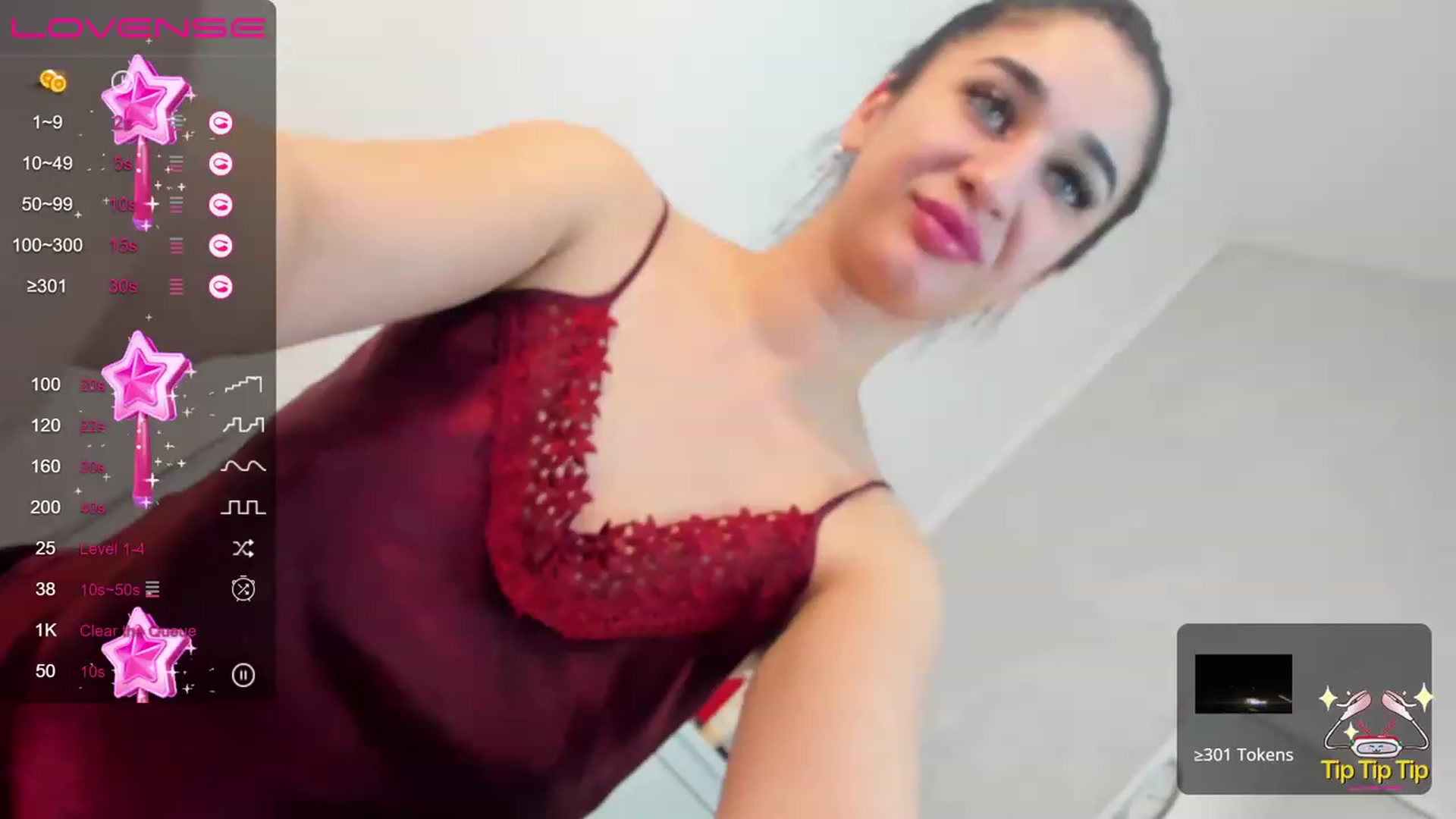 Gallery image thumbnail from Daiseydoll's myfreecams stream on, 01/08/2023, 14:33 image 11 of 20