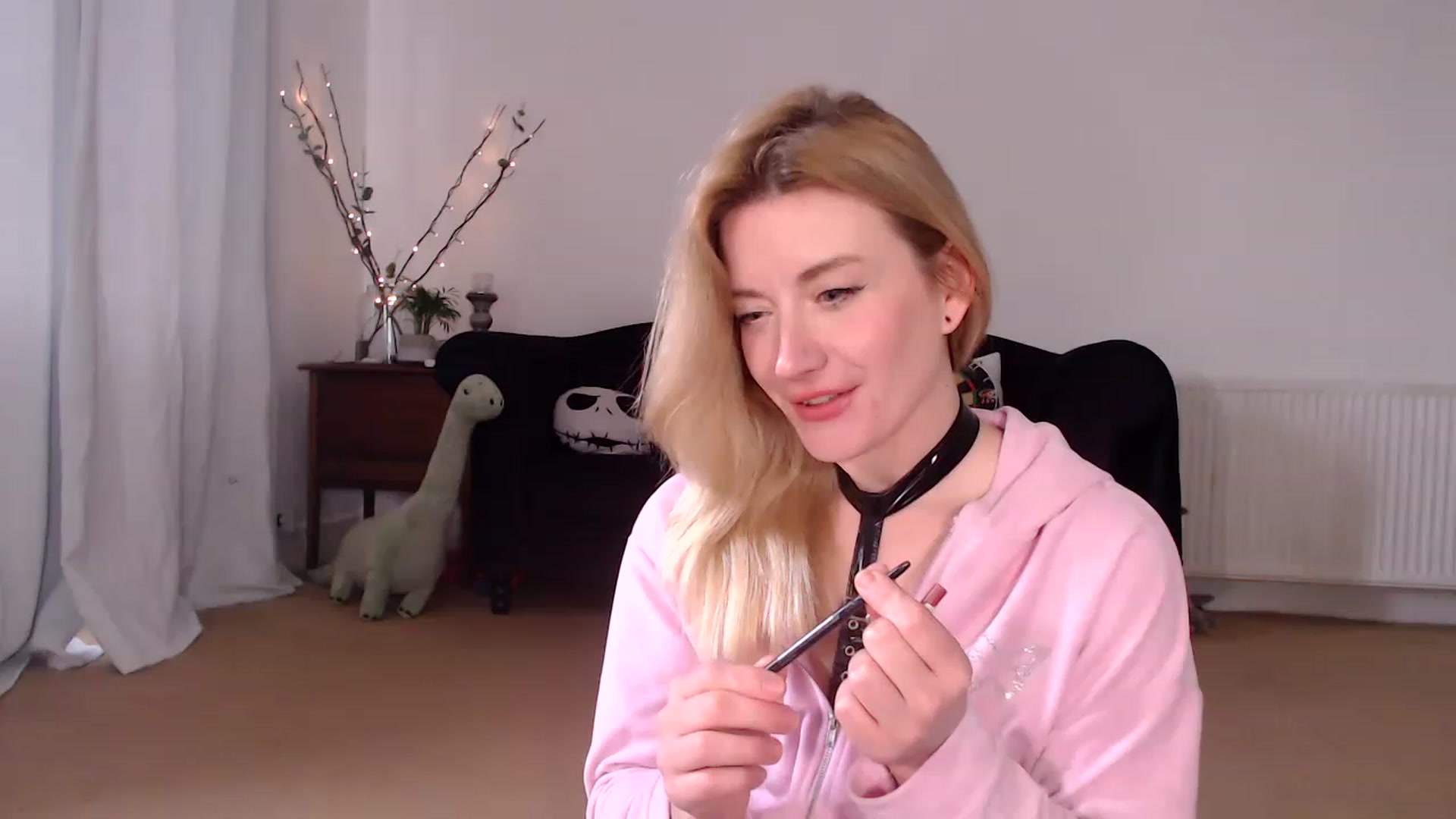 Gallery image thumbnail from DaisyChainedX's myfreecams stream on, 01/26/2023, 15:28 image 3 of 20
