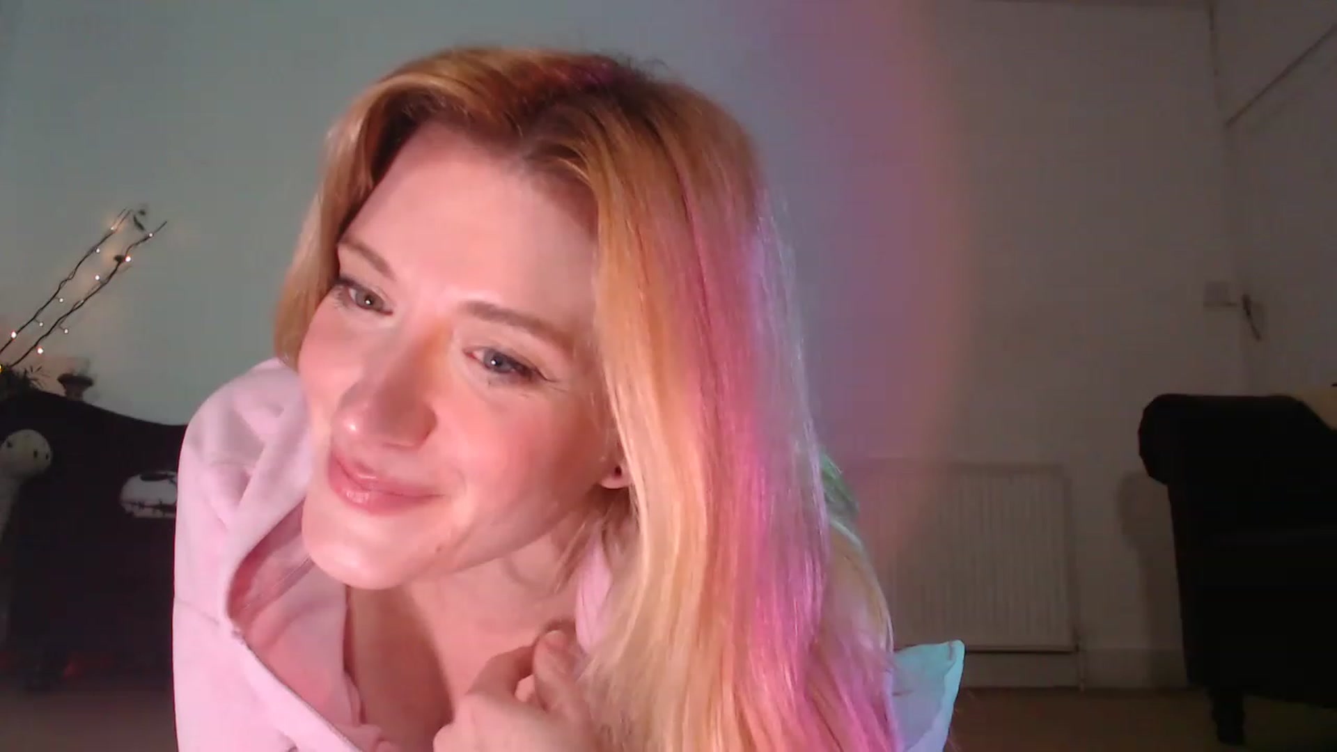 Gallery image thumbnail from DaisyChainedX's myfreecams stream on, 01/26/2023, 17:35 image 14 of 20