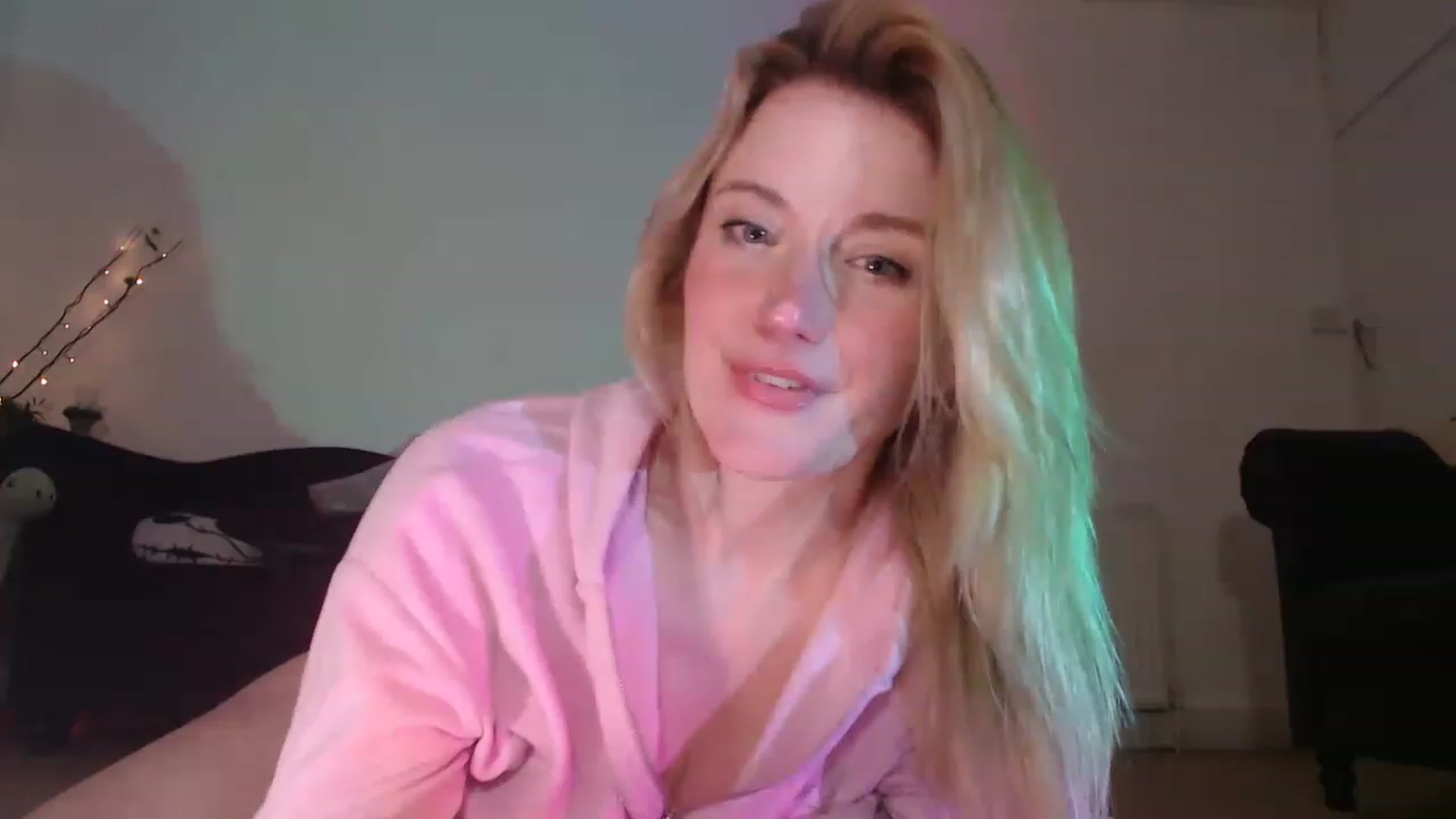 Gallery image thumbnail from DaisyChainedX's myfreecams stream on, 01/26/2023, 17:35 image 20 of 20