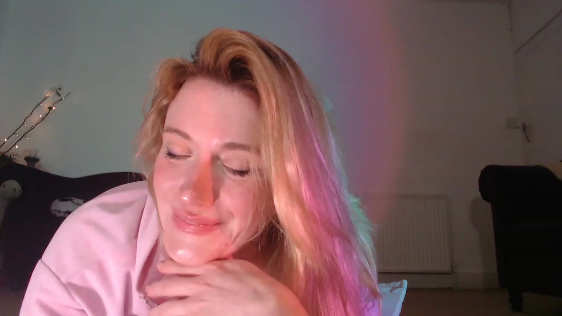 Gallery image thumbnail from DaisyChainedX's myfreecams stream on, 01/26/2023, 17:35 image 18 of 20