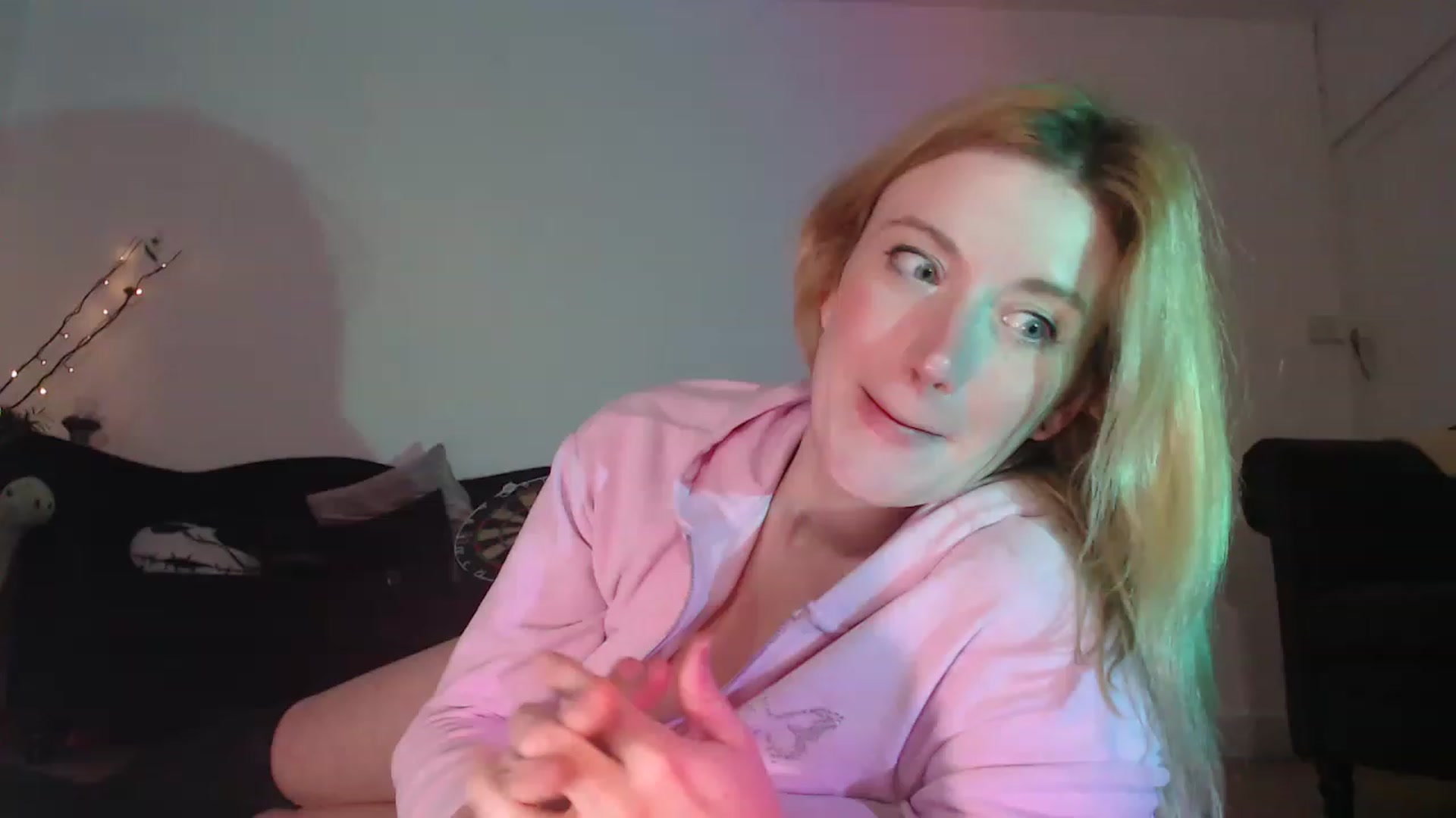 Gallery image thumbnail from DaisyChainedX's myfreecams stream on, 01/26/2023, 17:35 image 9 of 20