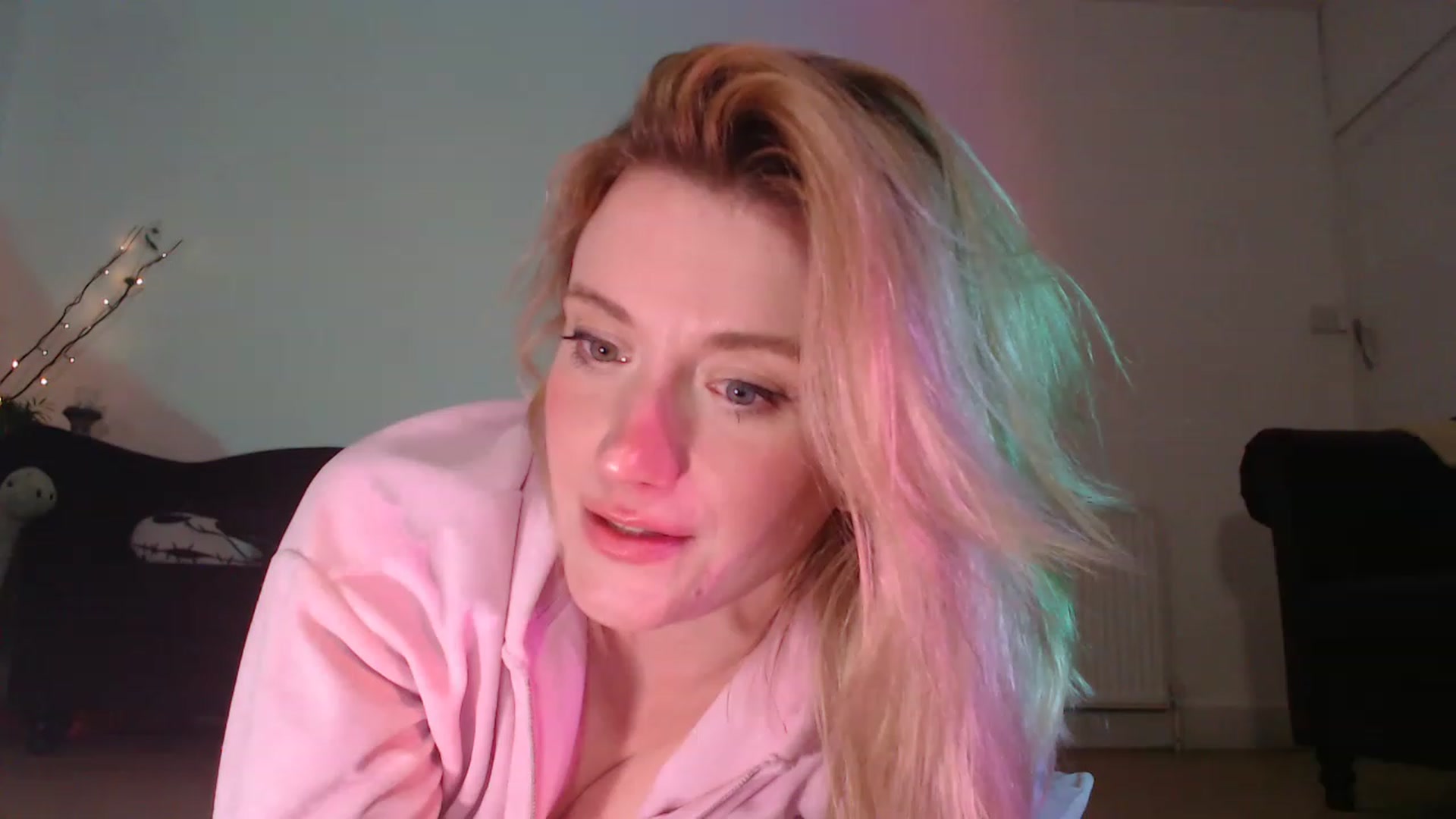 Gallery image thumbnail from DaisyChainedX's myfreecams stream on, 01/26/2023, 17:35 image 16 of 20
