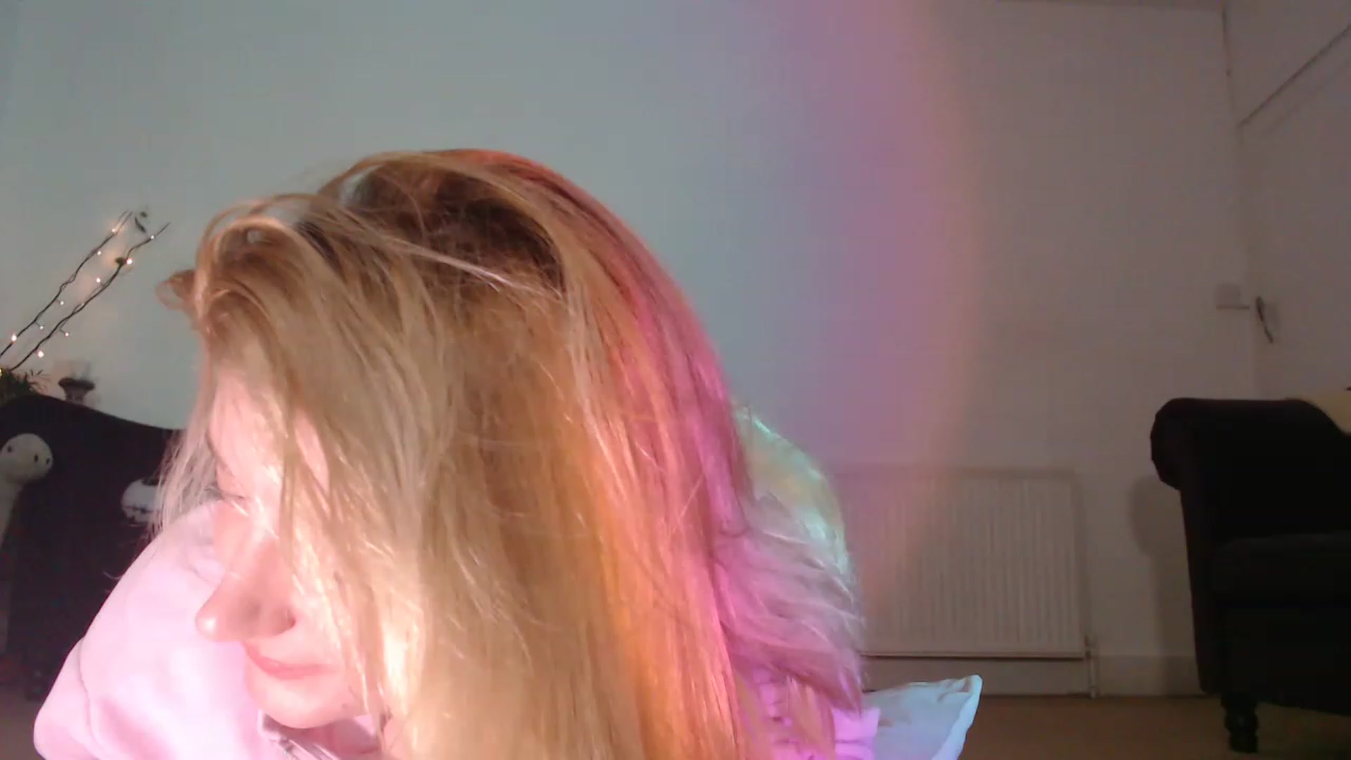 Gallery image thumbnail from DaisyChainedX's myfreecams stream on, 01/26/2023, 17:35 image 17 of 20