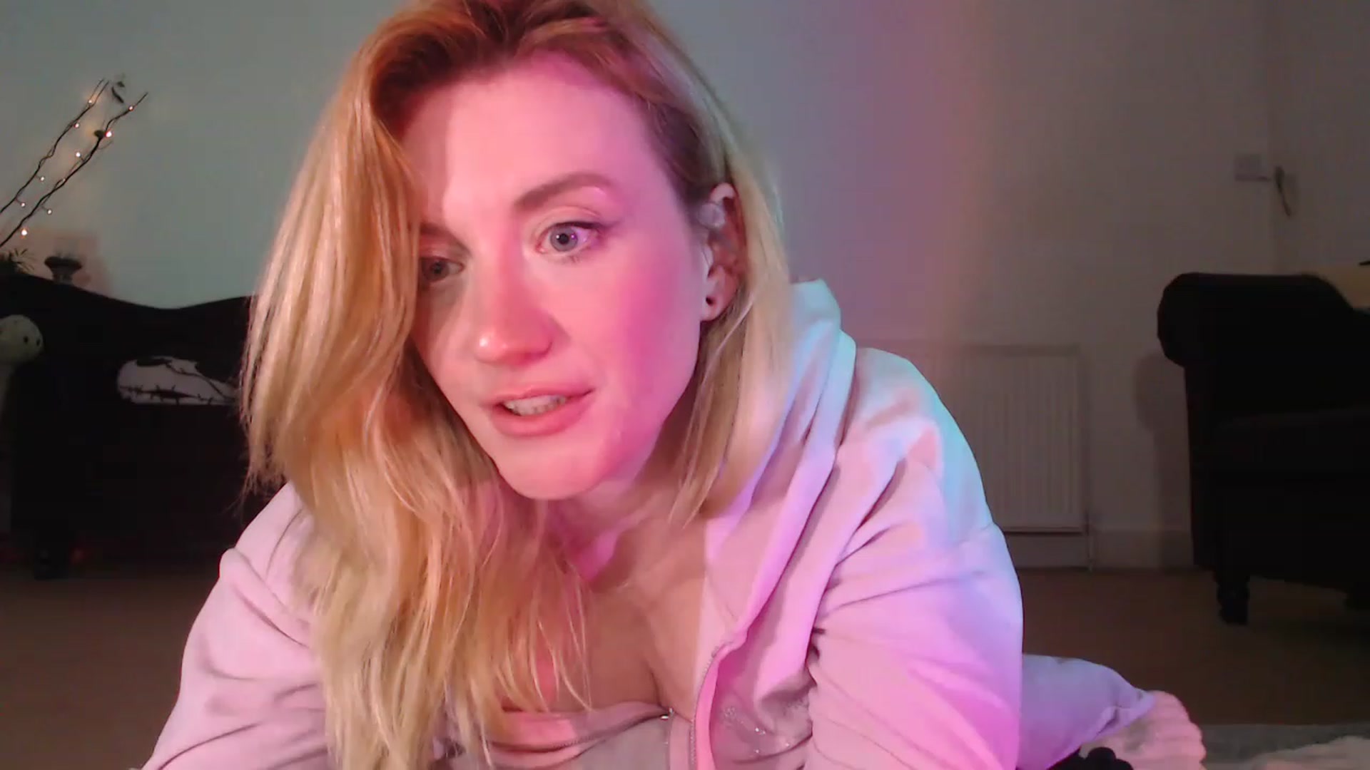 Gallery image thumbnail from DaisyChainedX's myfreecams stream on, 01/26/2023, 18:07 image 9 of 20