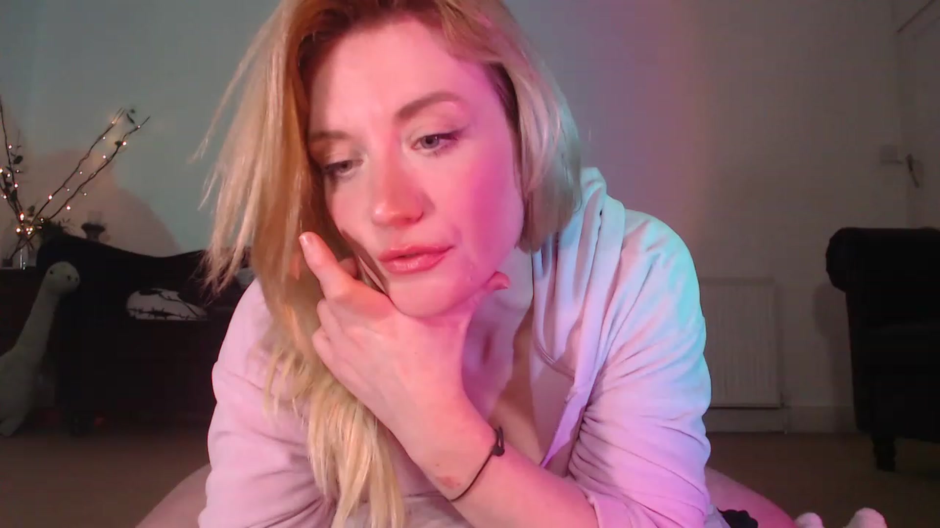 Gallery image thumbnail from DaisyChainedX's myfreecams stream on, 01/26/2023, 18:07 image 19 of 20