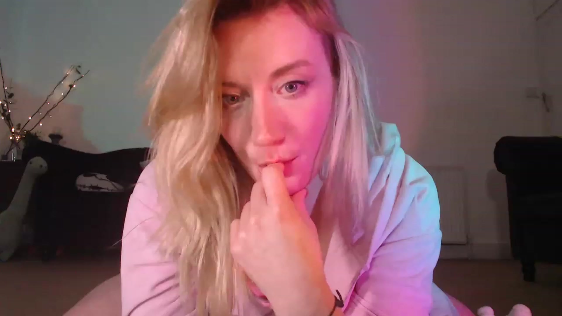 Gallery image thumbnail from DaisyChainedX's myfreecams stream on, 01/26/2023, 18:07 image 13 of 20