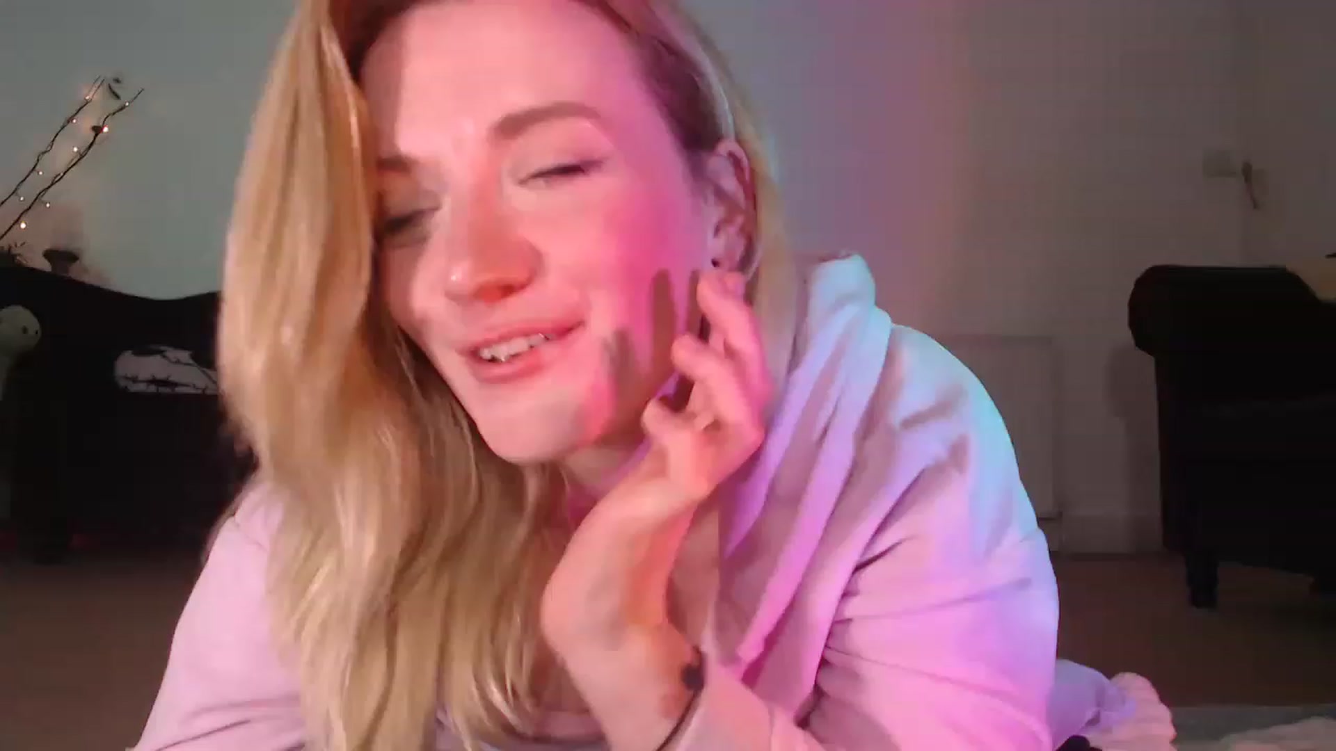 Gallery image thumbnail from DaisyChainedX's myfreecams stream on, 01/26/2023, 18:07 image 5 of 20
