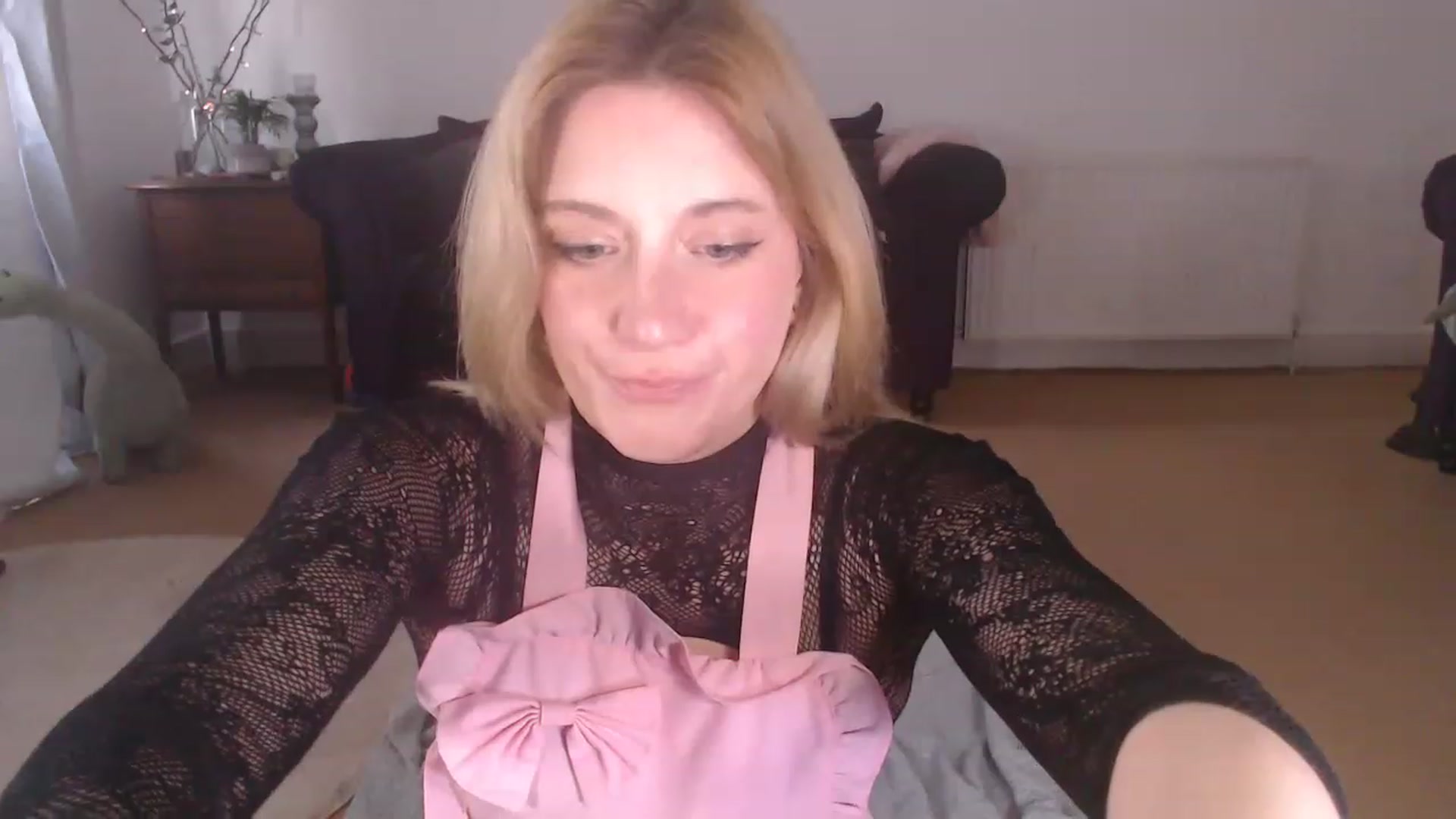 Gallery image thumbnail from DaisyChainedX's myfreecams stream on, 01/31/2023, 13:59 image 18 of 20