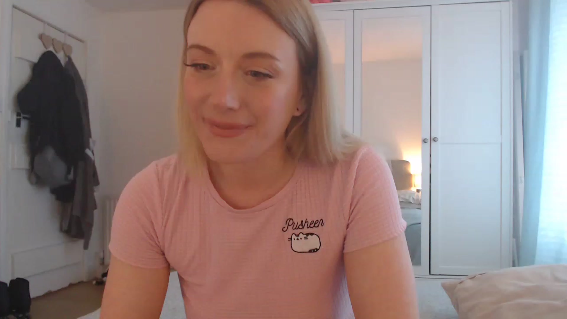 Gallery image thumbnail from DaisyChainedX's myfreecams stream on, 02/03/2023, 12:02 image 7 of 20