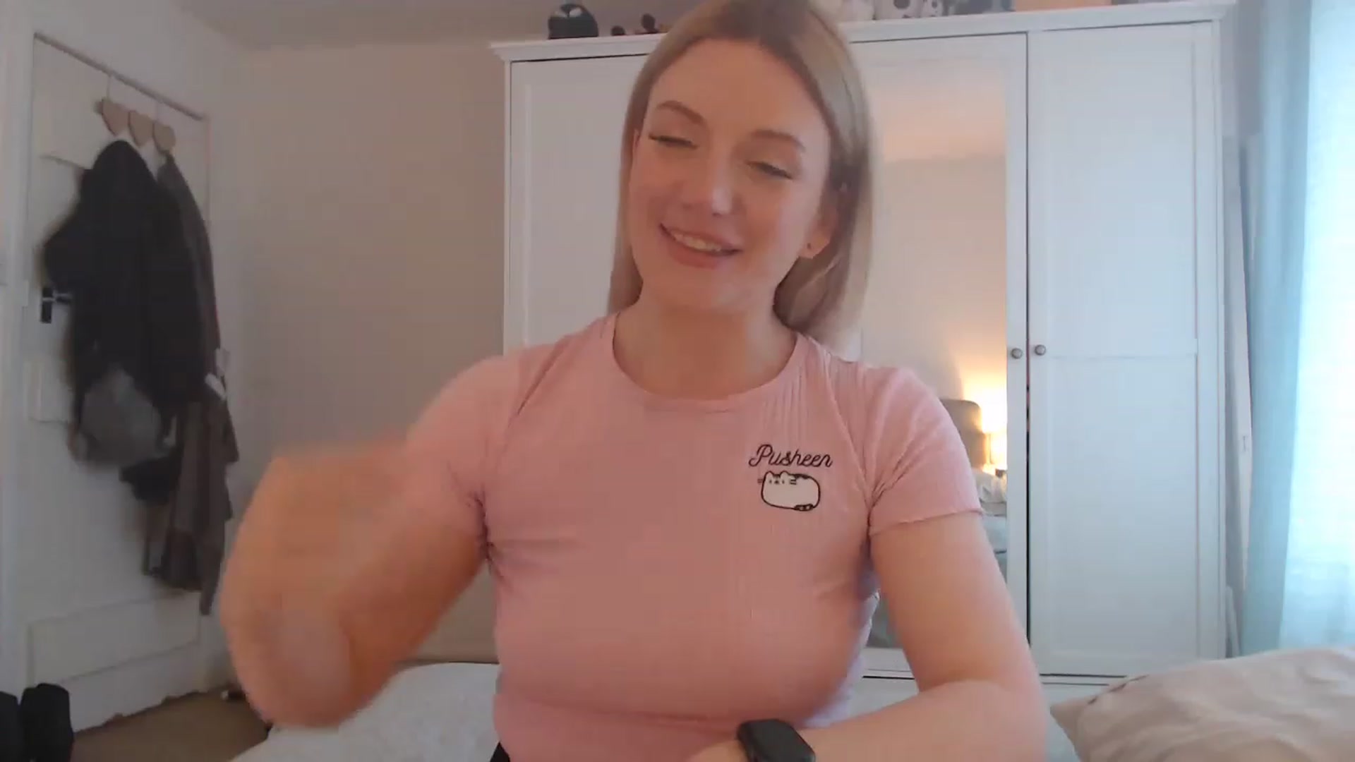 Gallery image thumbnail from DaisyChainedX's myfreecams stream on, 02/03/2023, 12:02 image 5 of 20
