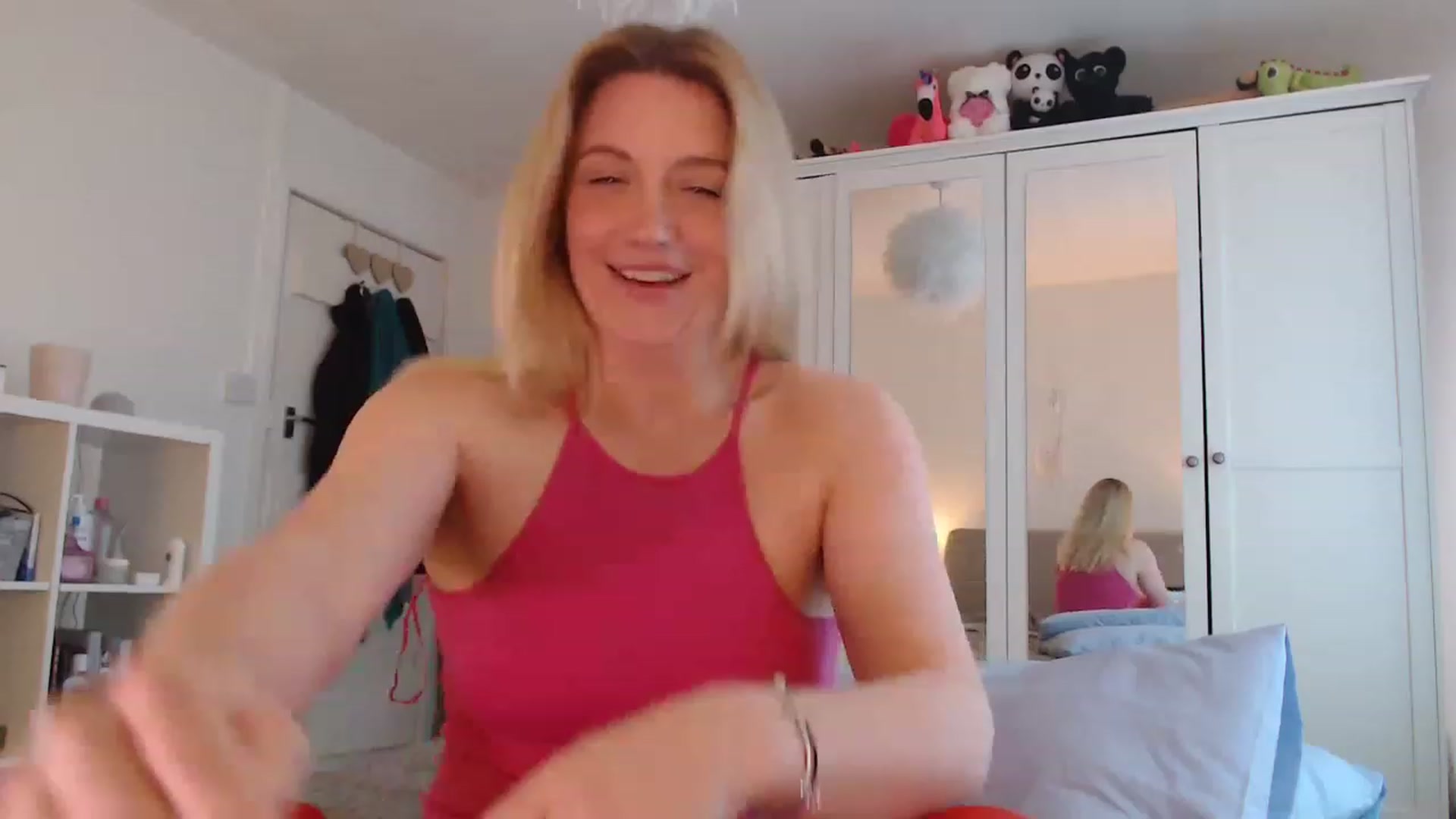 Gallery image thumbnail from DaisyChainedX's myfreecams stream on, 02/20/2023, 12:10 image 9 of 20