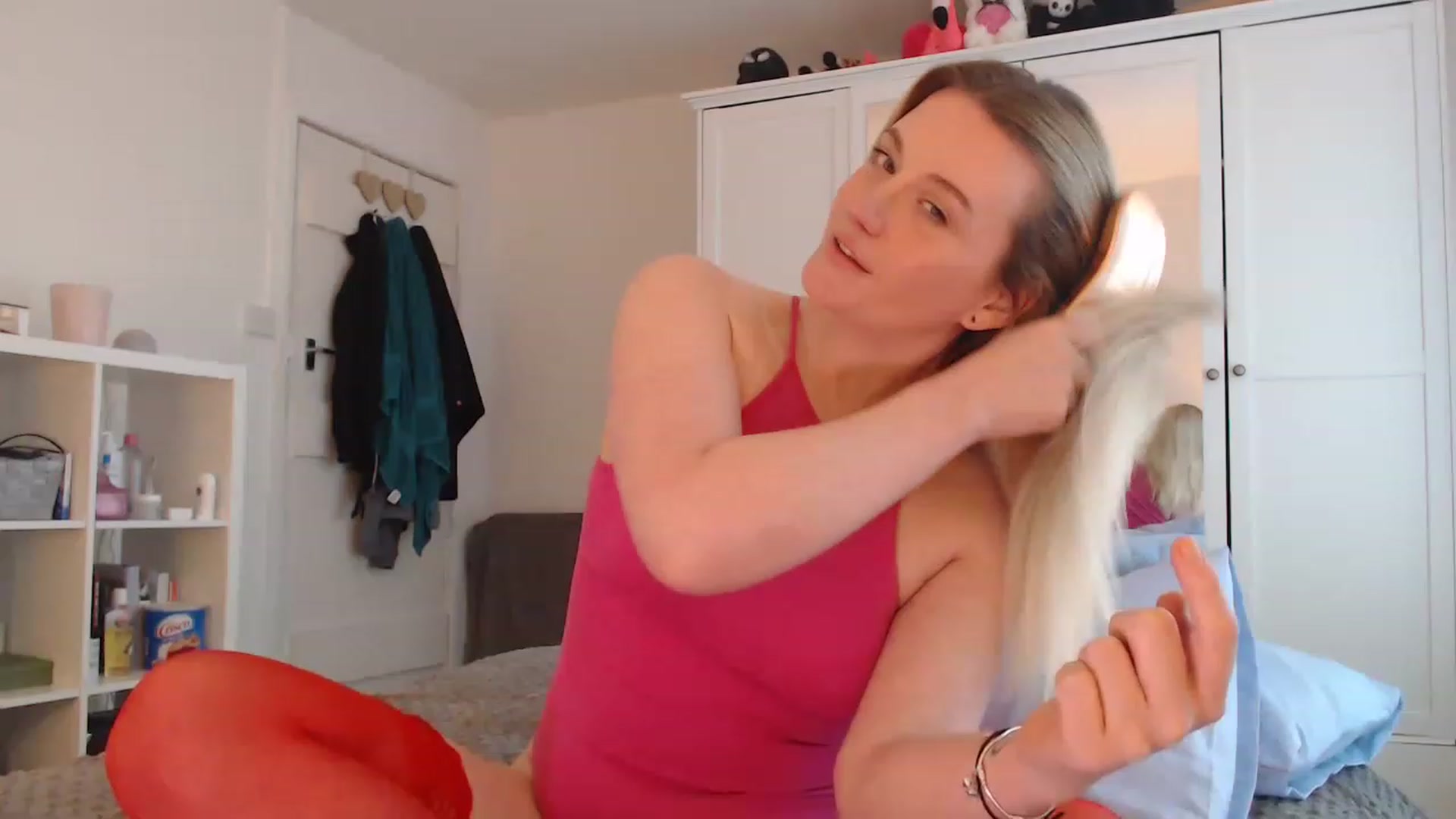 Gallery image thumbnail from DaisyChainedX's myfreecams stream on, 02/20/2023, 12:10 image 19 of 20