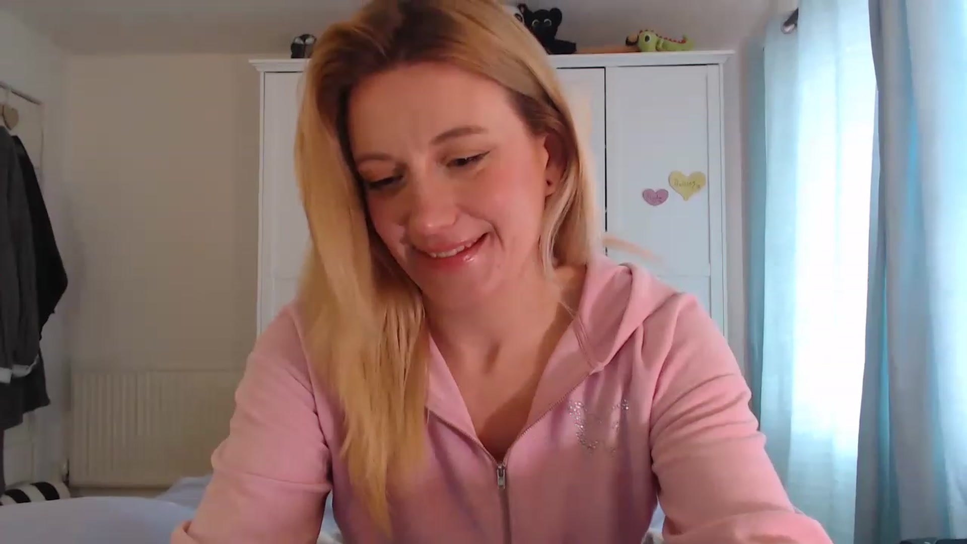 Gallery image thumbnail from DaisyChainedX's myfreecams stream on, 02/22/2023, 13:10 image 20 of 20