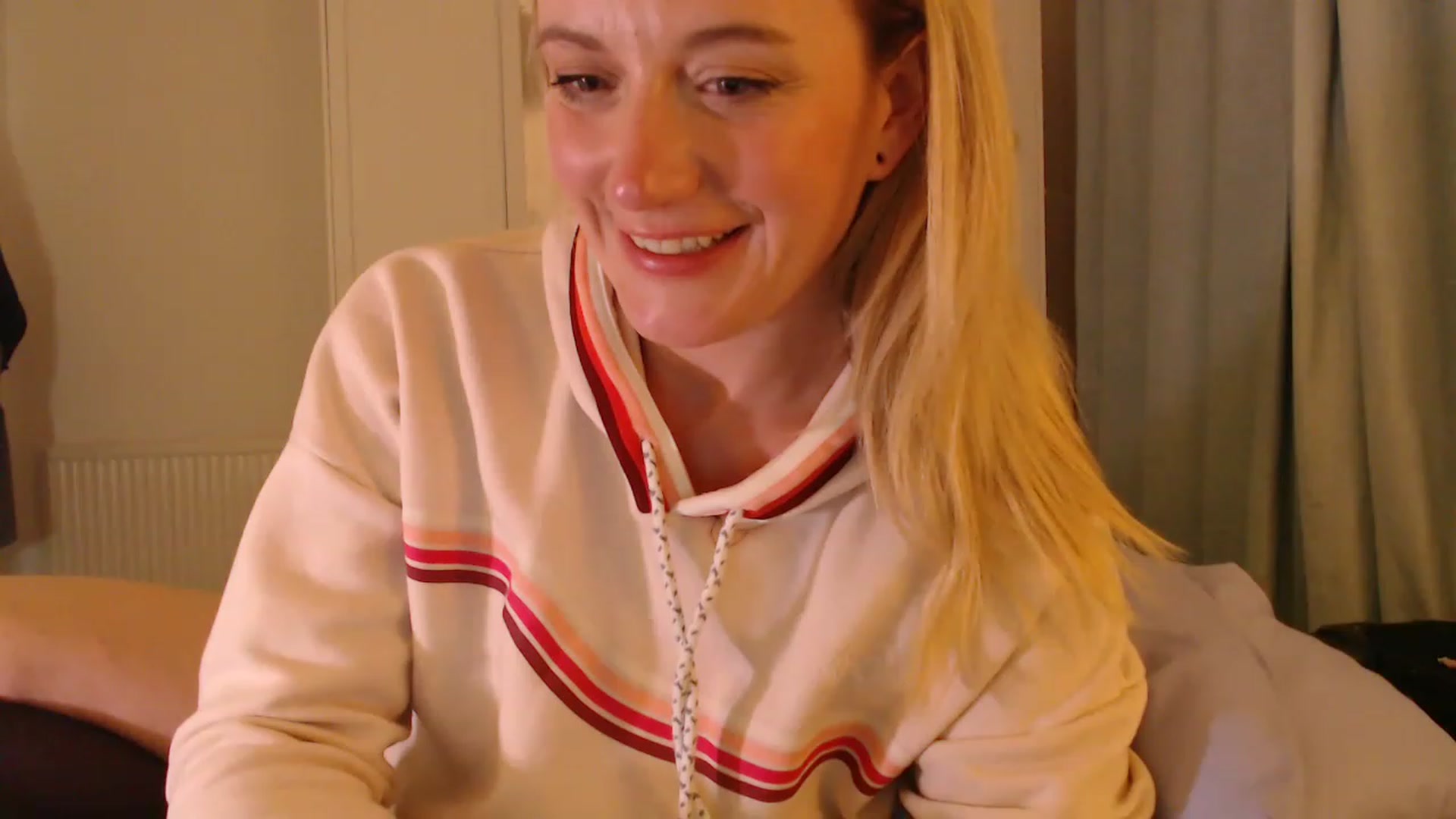 Gallery image thumbnail from DaisyChainedX's myfreecams stream on, 02/22/2023, 18:14 image 19 of 20