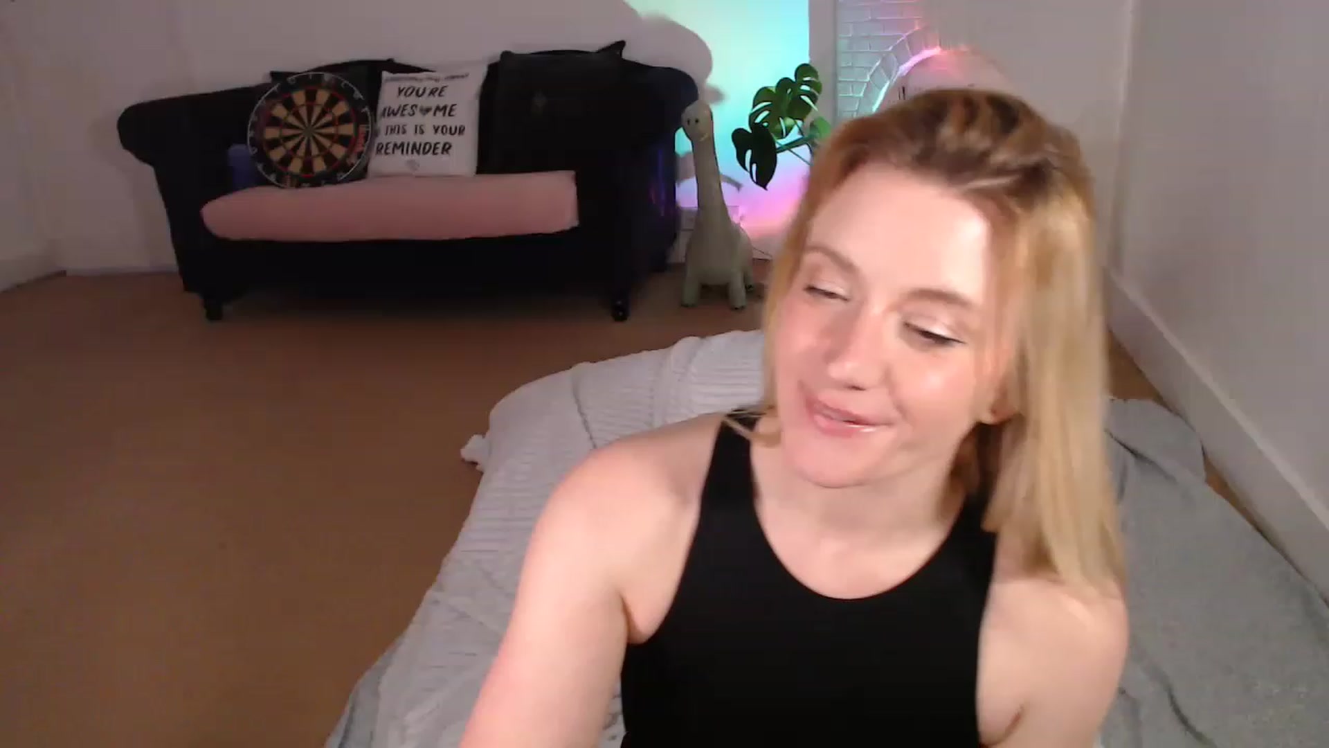 Gallery image thumbnail from DaisyChainedX's myfreecams stream on, 02/23/2023, 17:01 image 1 of 20