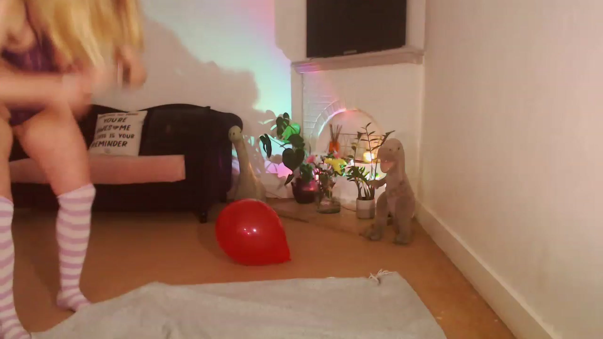Gallery image thumbnail from DaisyChainedX's myfreecams stream on, 02/24/2023, 13:21 image 10 of 20