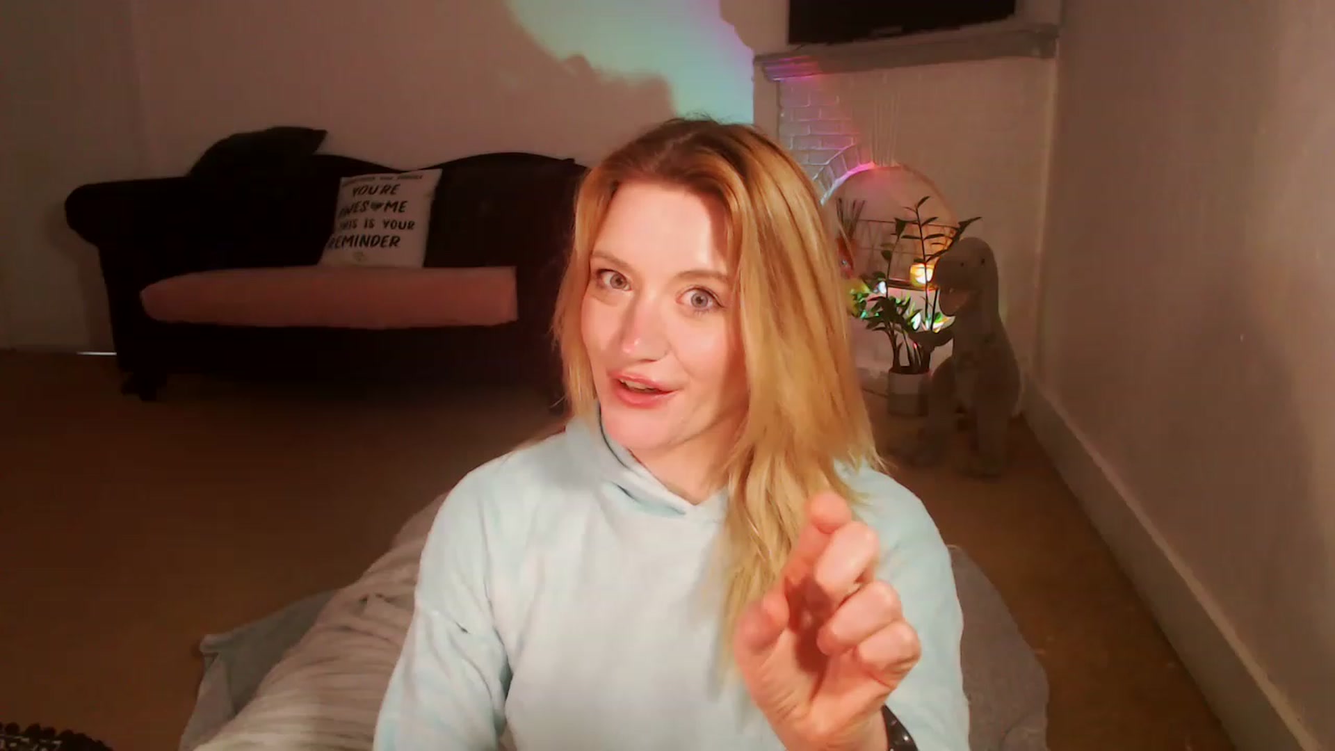 Gallery image thumbnail from DaisyChainedX's myfreecams stream on, 02/24/2023, 14:14 image 2 of 20