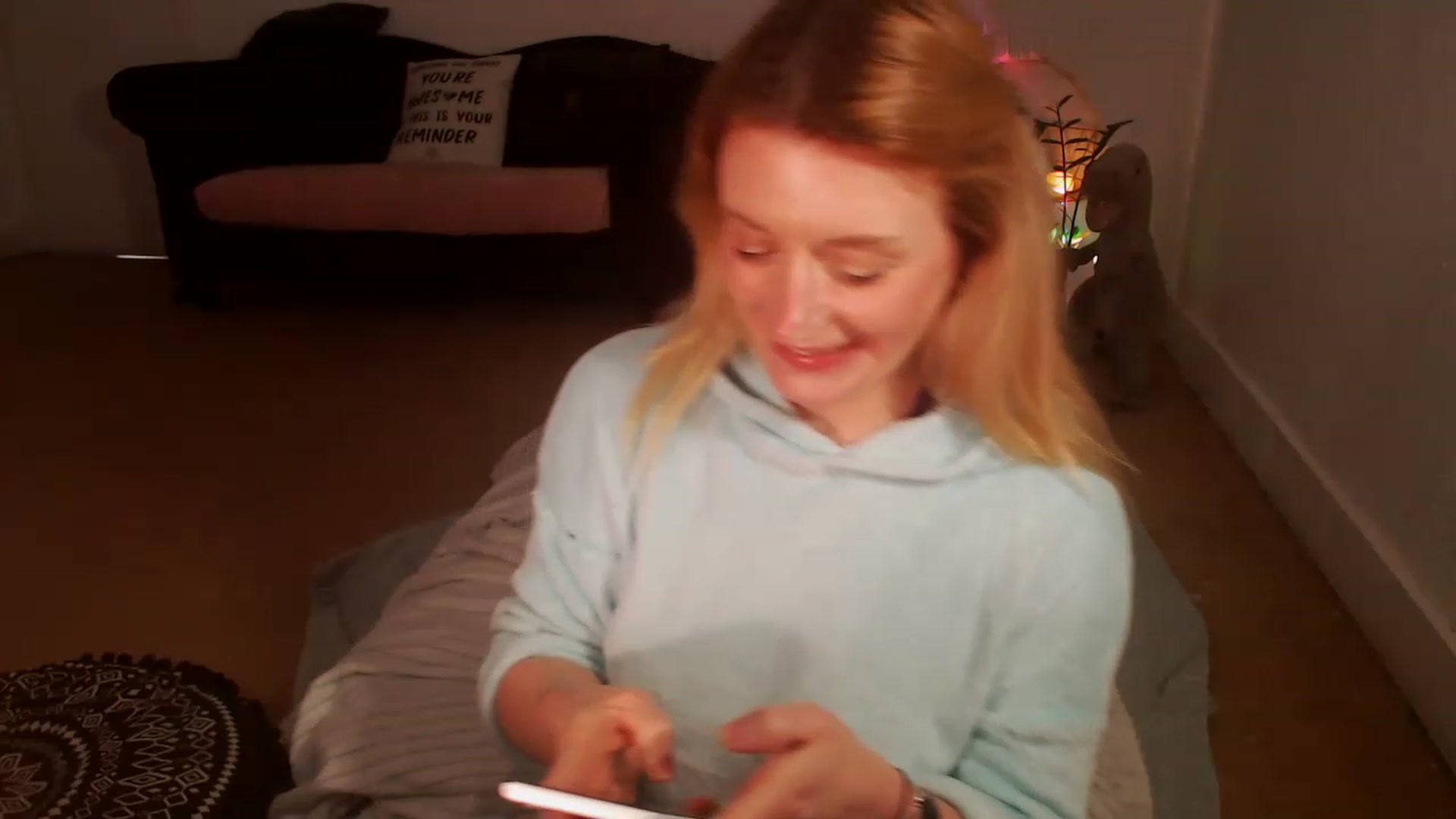 Gallery image thumbnail from DaisyChainedX's myfreecams stream on, 02/24/2023, 14:14 image 16 of 20