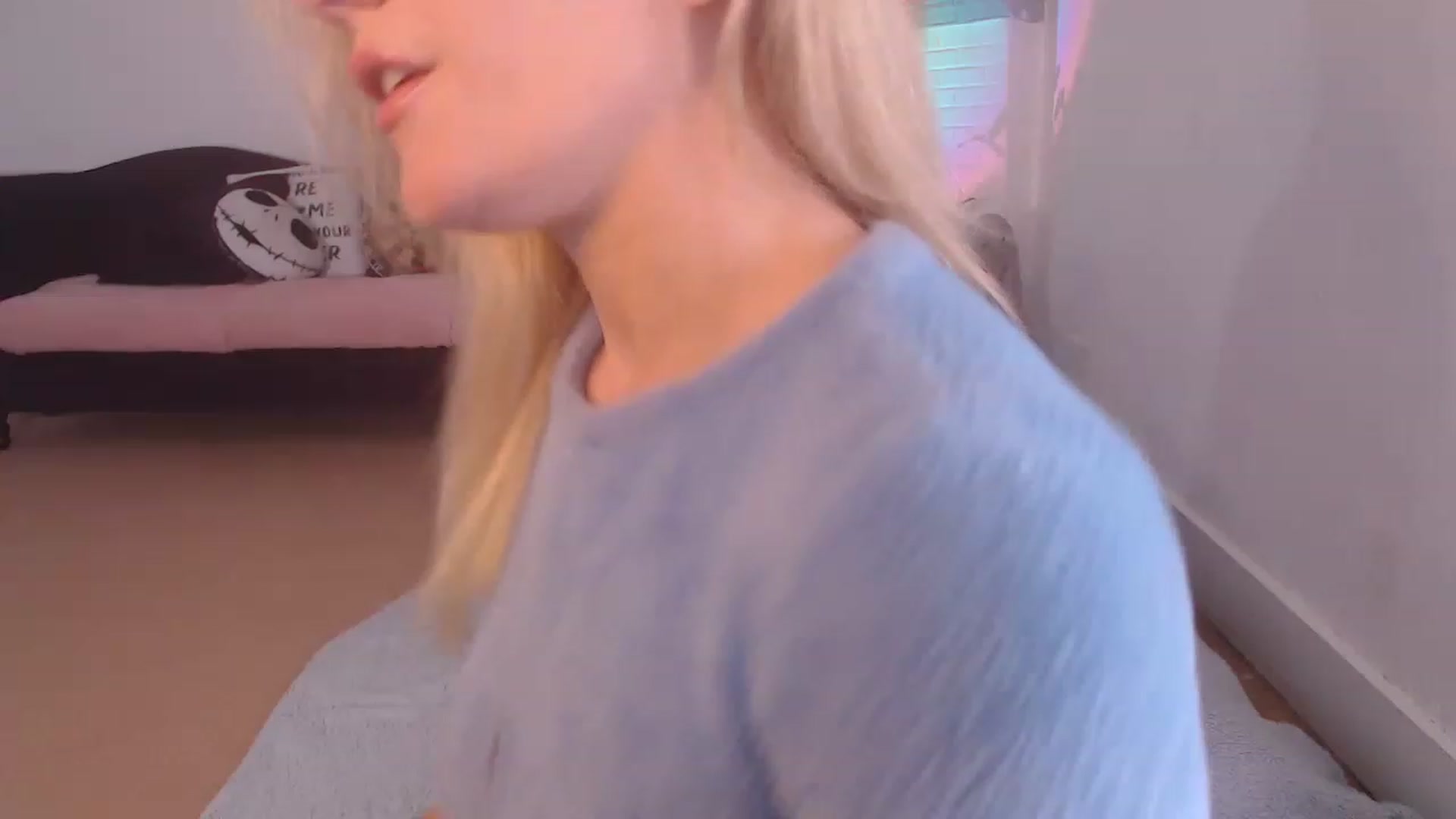 Gallery image thumbnail from DaisyChainedX's myfreecams stream on, 03/09/2023, 17:46 image 3 of 20