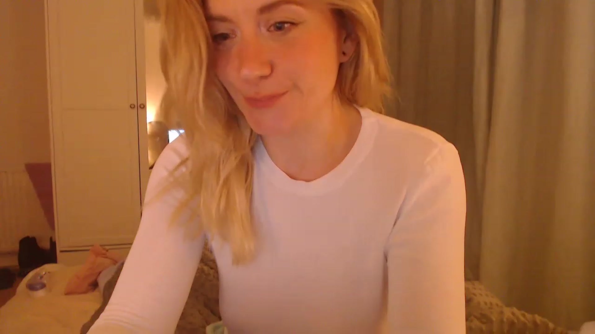Gallery image thumbnail from DaisyChainedX's myfreecams stream on, 03/16/2023, 02:26 image 17 of 20