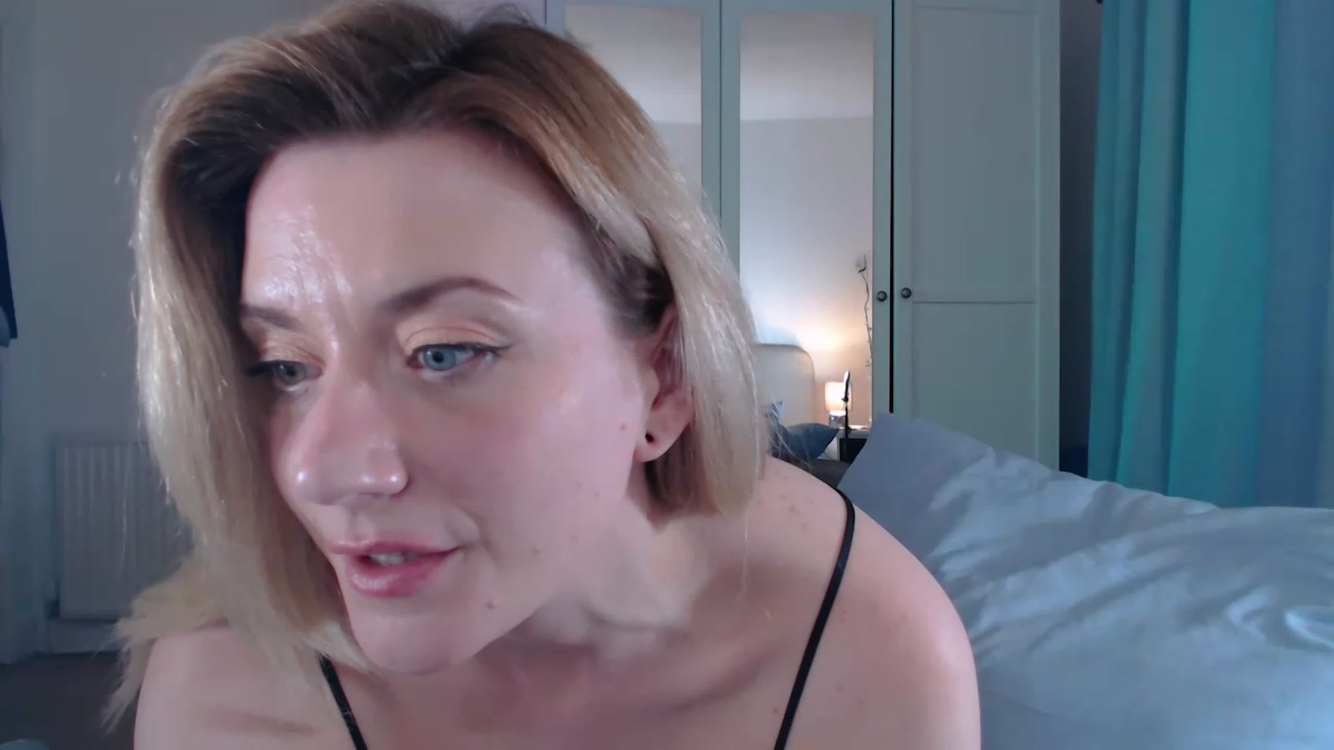 Gallery image thumbnail from DaisyChainedX's myfreecams stream on, 03/22/2023, 24:07 image 11 of 20