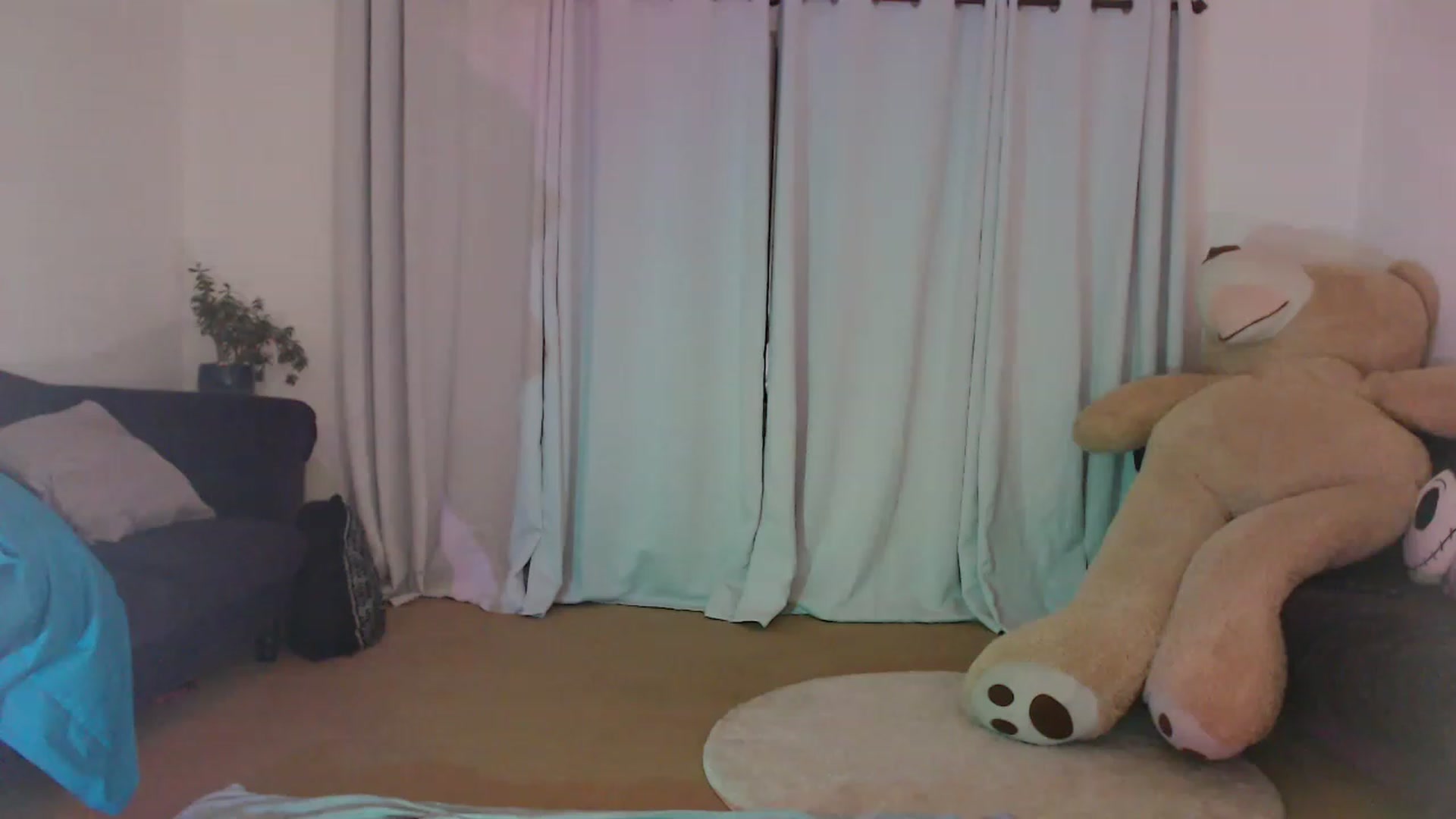 Gallery image thumbnail from DaisyChainedX's myfreecams stream on, 03/22/2023, 19:37 image 20 of 20