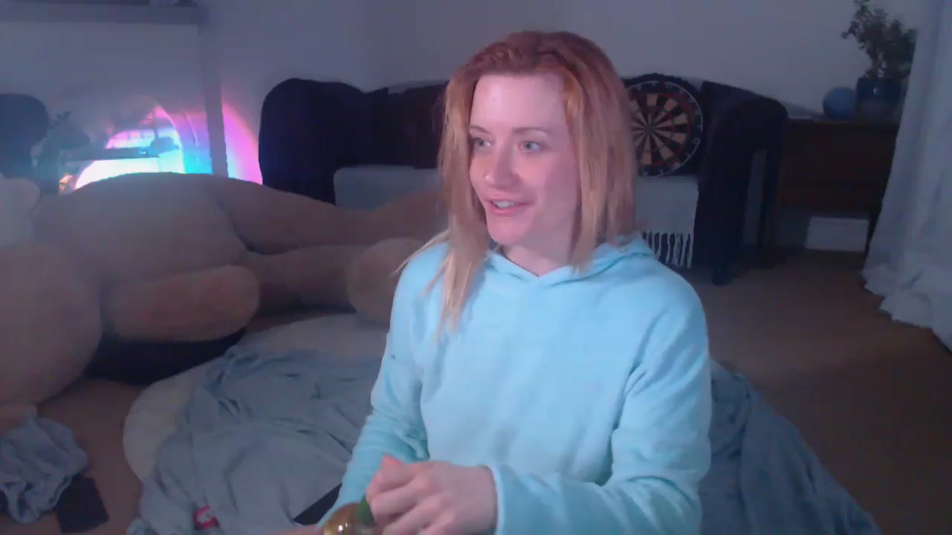 Gallery image thumbnail from DaisyChainedX's myfreecams stream on, 04/07/2023, 04:07 image 4 of 20