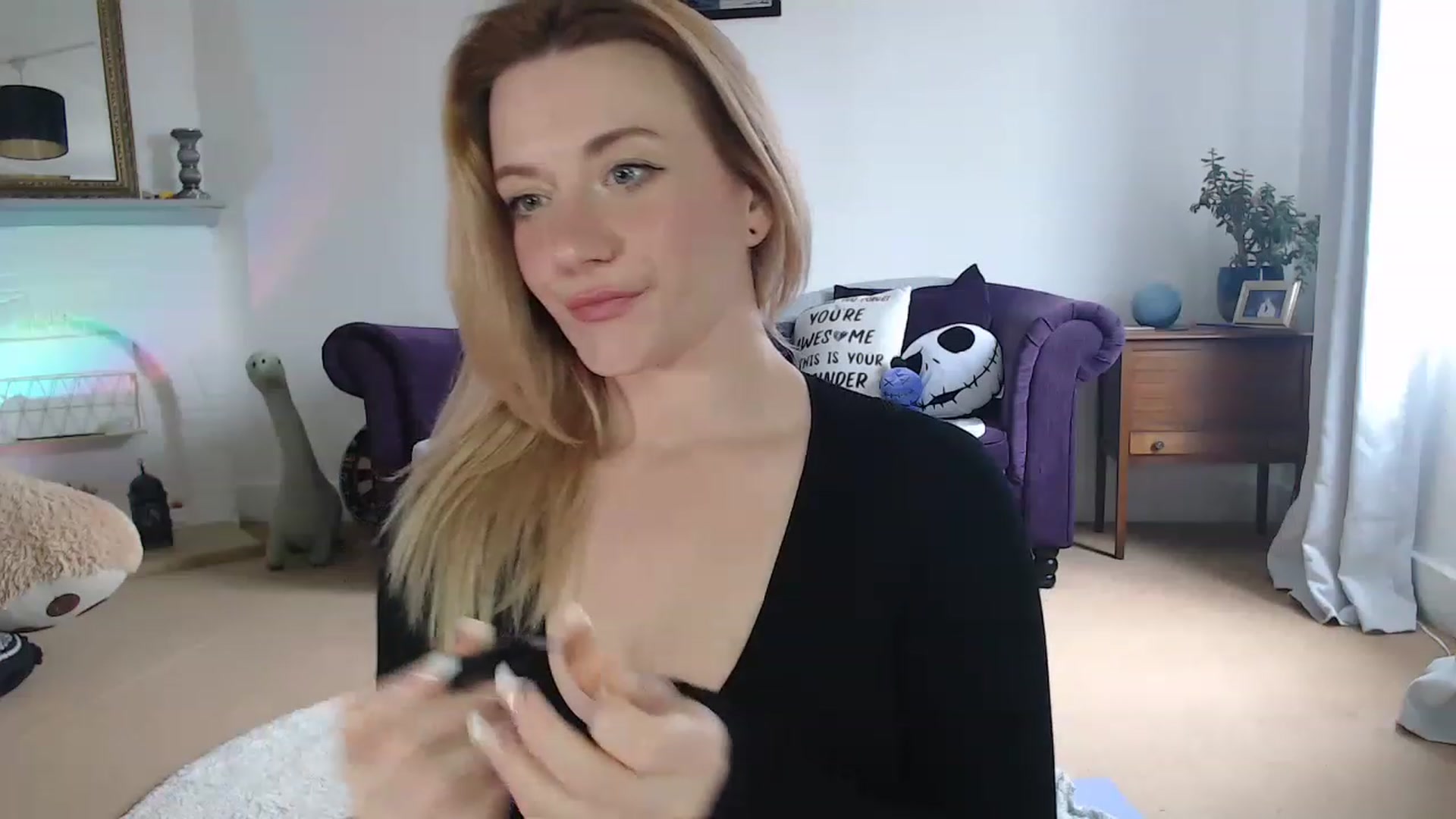 Gallery image thumbnail from DaisyChainedX's myfreecams stream on, 04/17/2023, 14:51 image 7 of 20