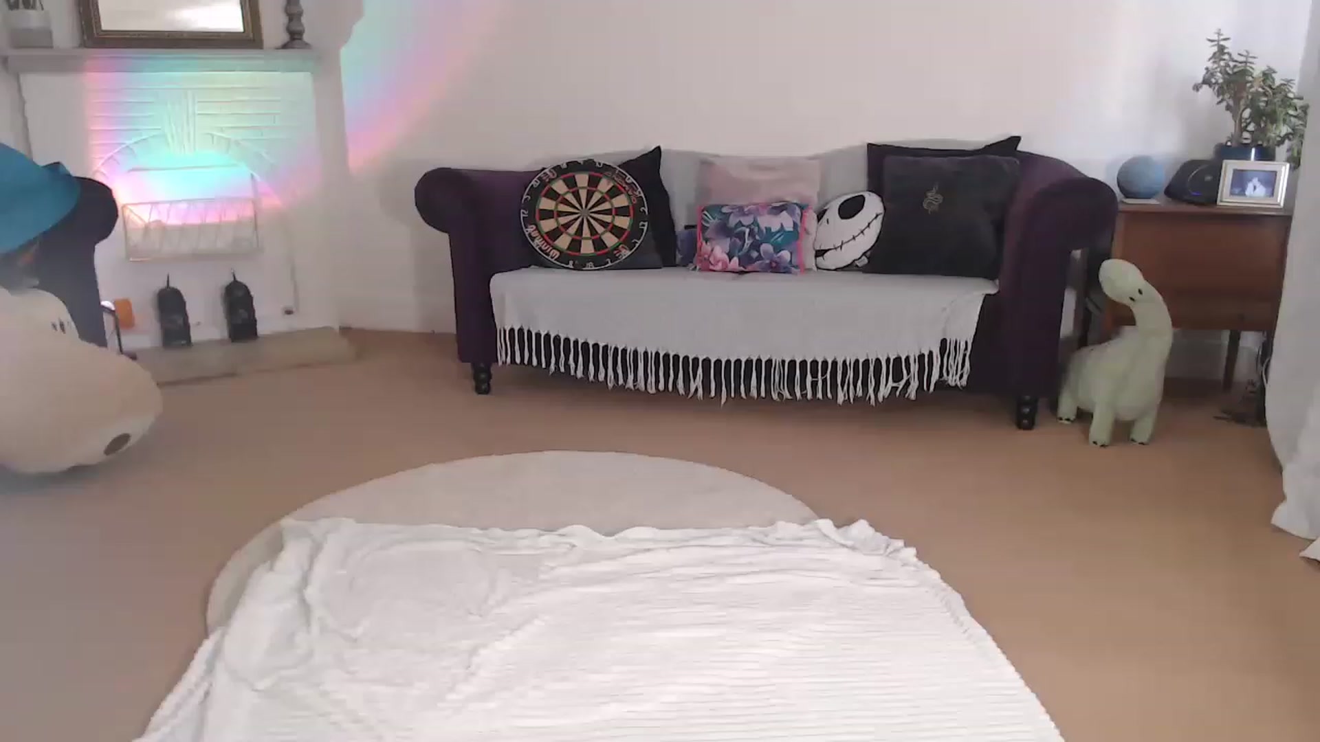 Gallery image thumbnail from DaisyChainedX's myfreecams stream on, 04/25/2023, 15:30 image 16 of 20