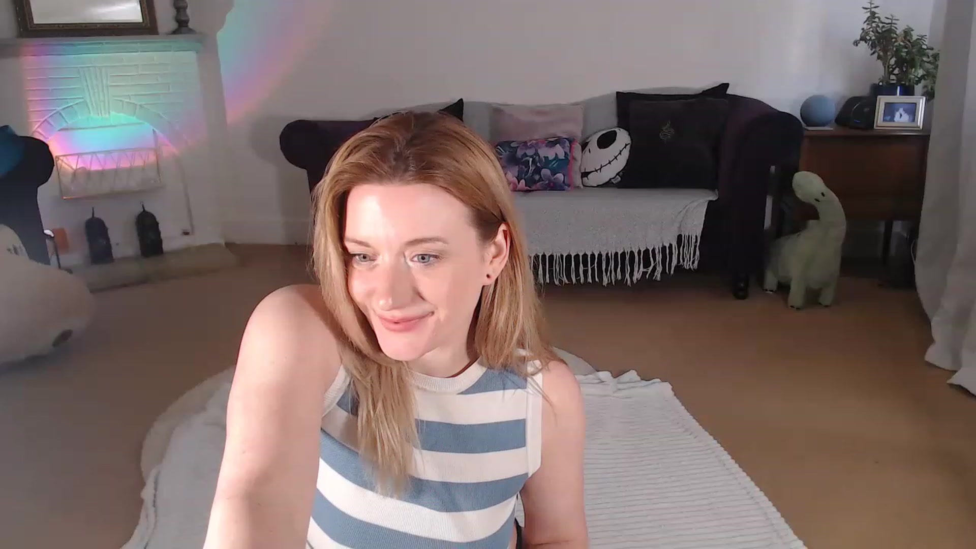 Gallery image thumbnail from DaisyChainedX's myfreecams stream on, 04/25/2023, 18:36 image 6 of 20