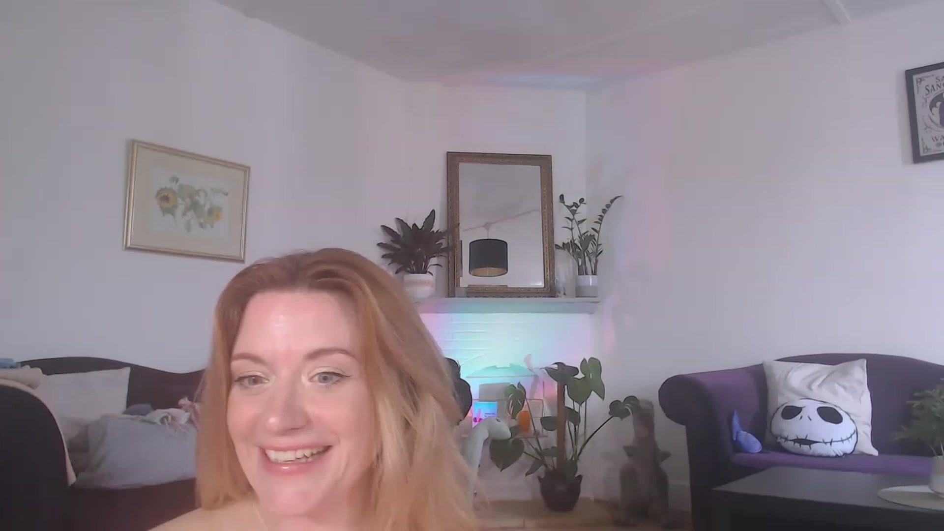 Gallery image thumbnail from DaisyChainedX's myfreecams stream on, 05/17/2023, 14:10 image 9 of 20