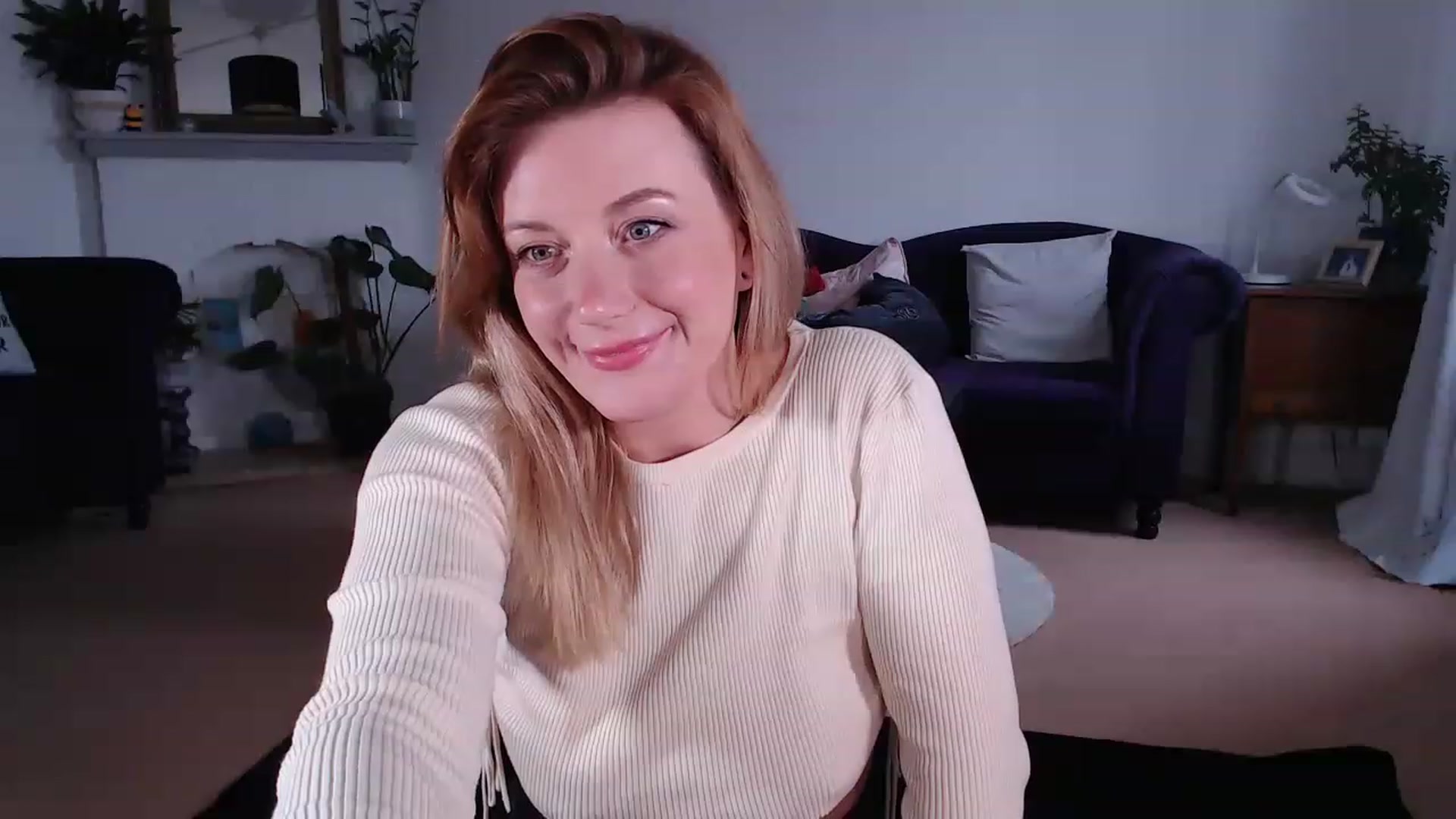 Gallery image thumbnail from DaisyChainedX's myfreecams stream on, 05/30/2023, 17:38 image 16 of 20