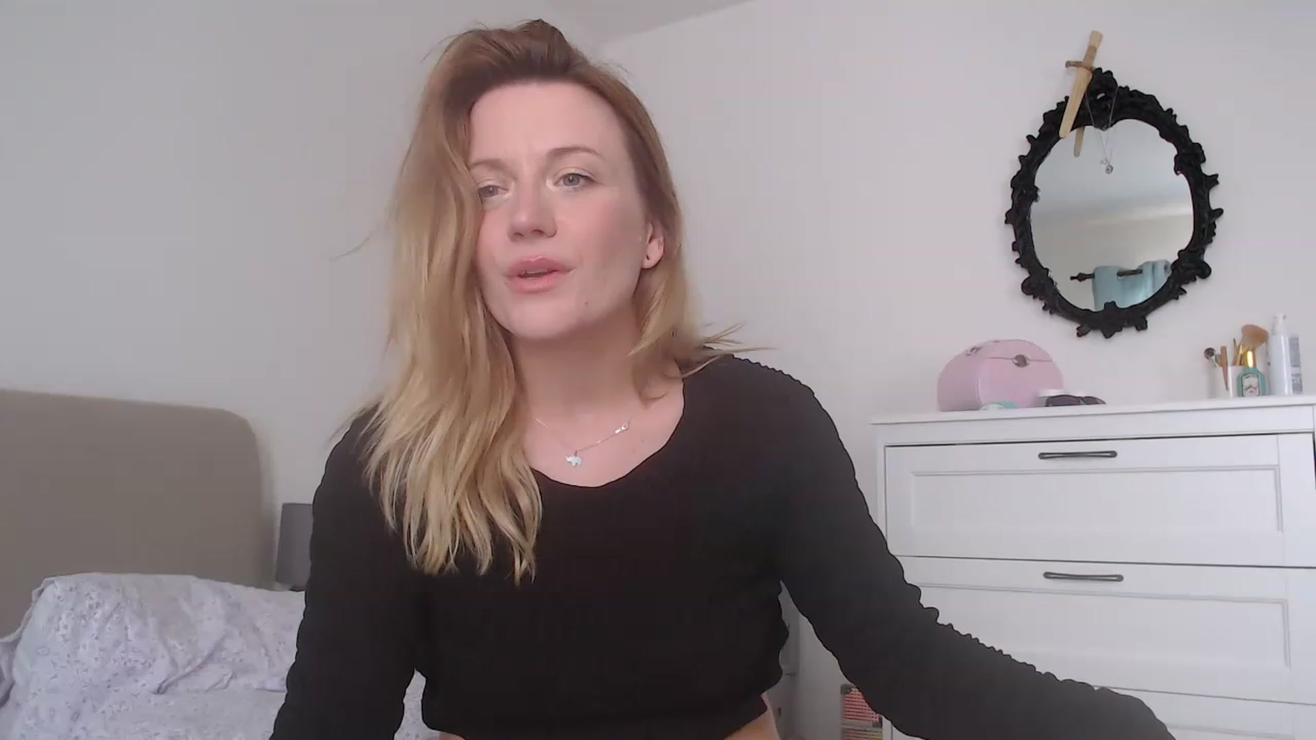 Gallery image thumbnail from DaisyChainedX's myfreecams stream on, 06/12/2023, 15:42 image 2 of 20