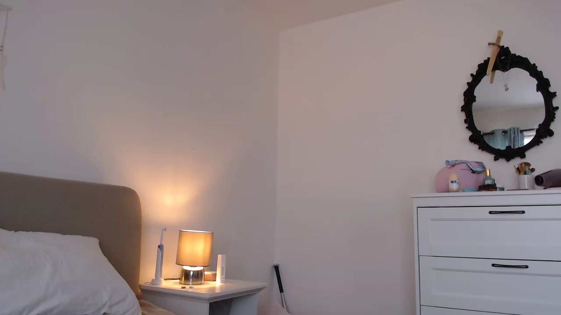Gallery image thumbnail from DaisyChainedX's myfreecams stream on, 06/16/2023, 16:39 image 14 of 20