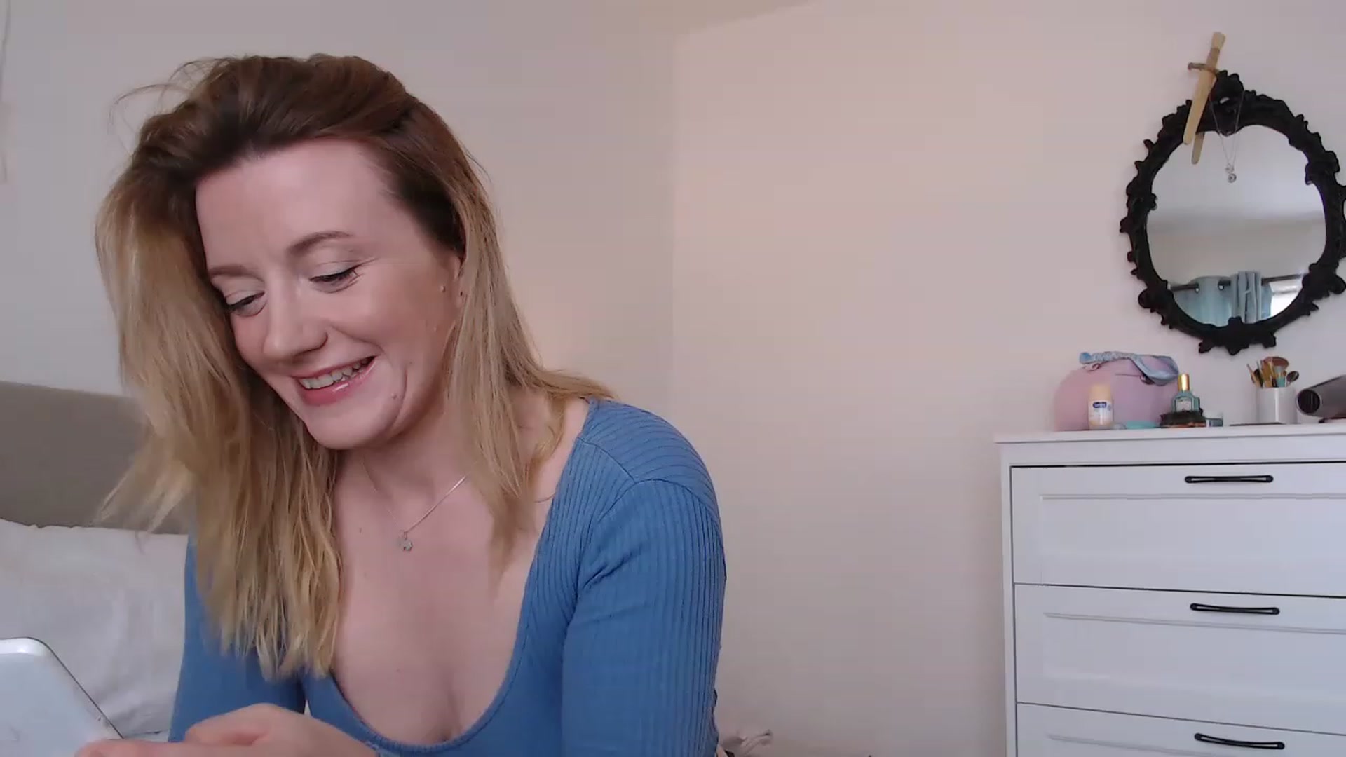 Gallery image thumbnail from DaisyChainedX's myfreecams stream on, 06/16/2023, 16:39 image 5 of 20