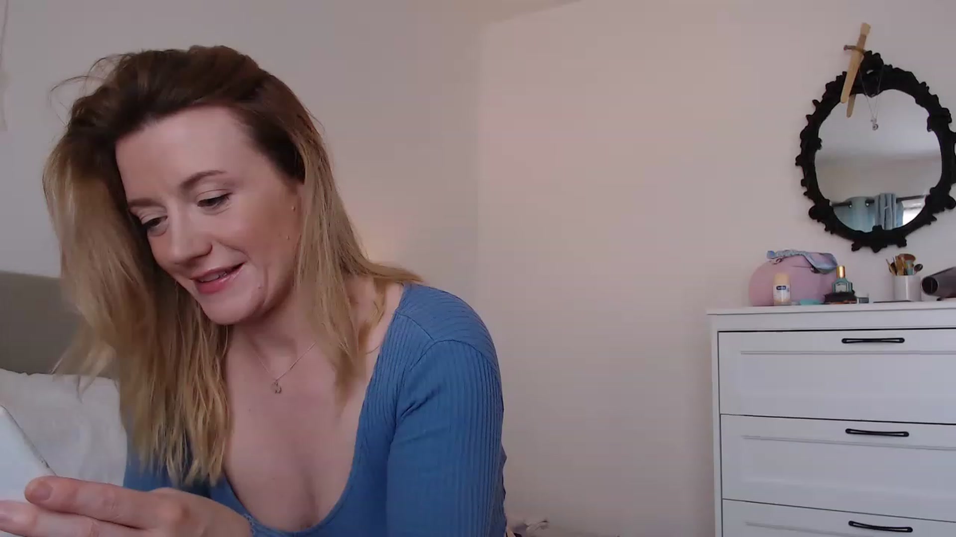 Gallery image thumbnail from DaisyChainedX's myfreecams stream on, 06/16/2023, 16:39 image 6 of 20