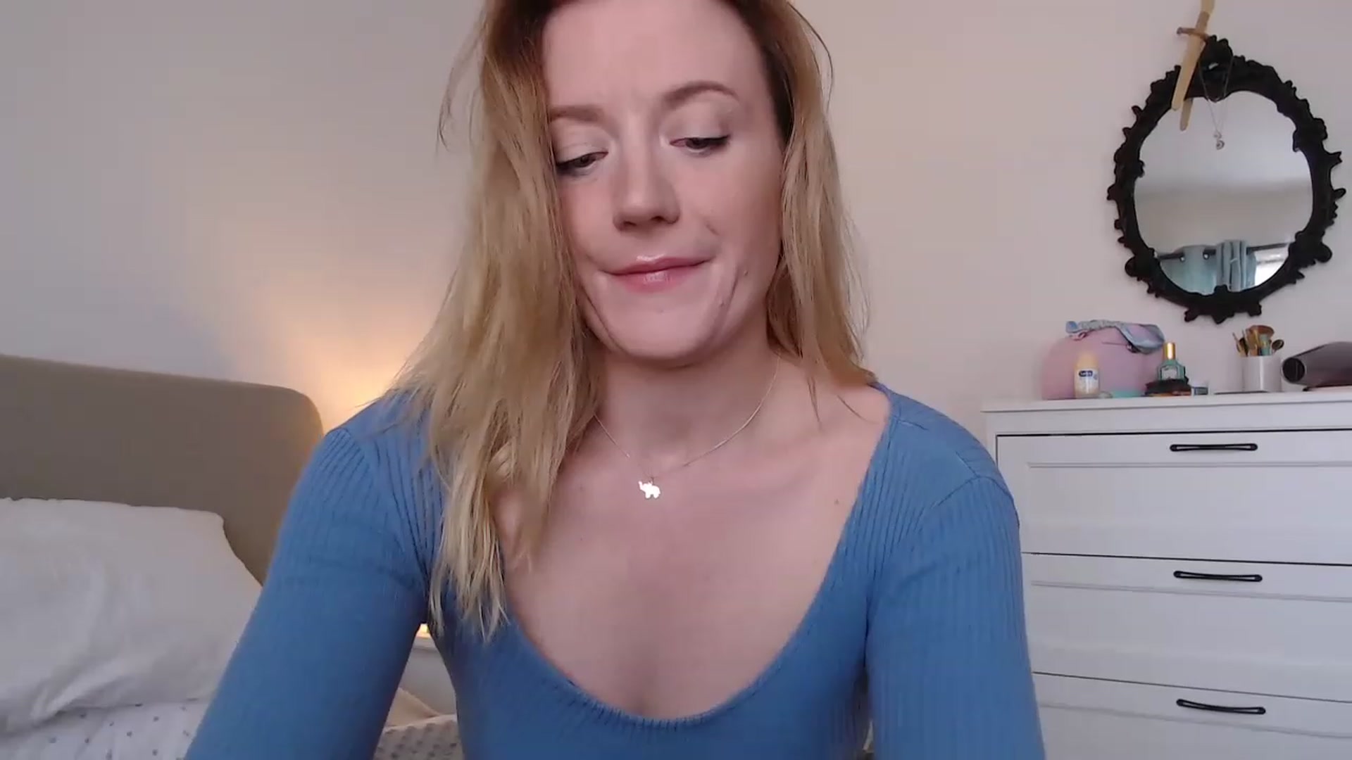 Gallery image thumbnail from DaisyChainedX's myfreecams stream on, 06/16/2023, 16:39 image 15 of 20