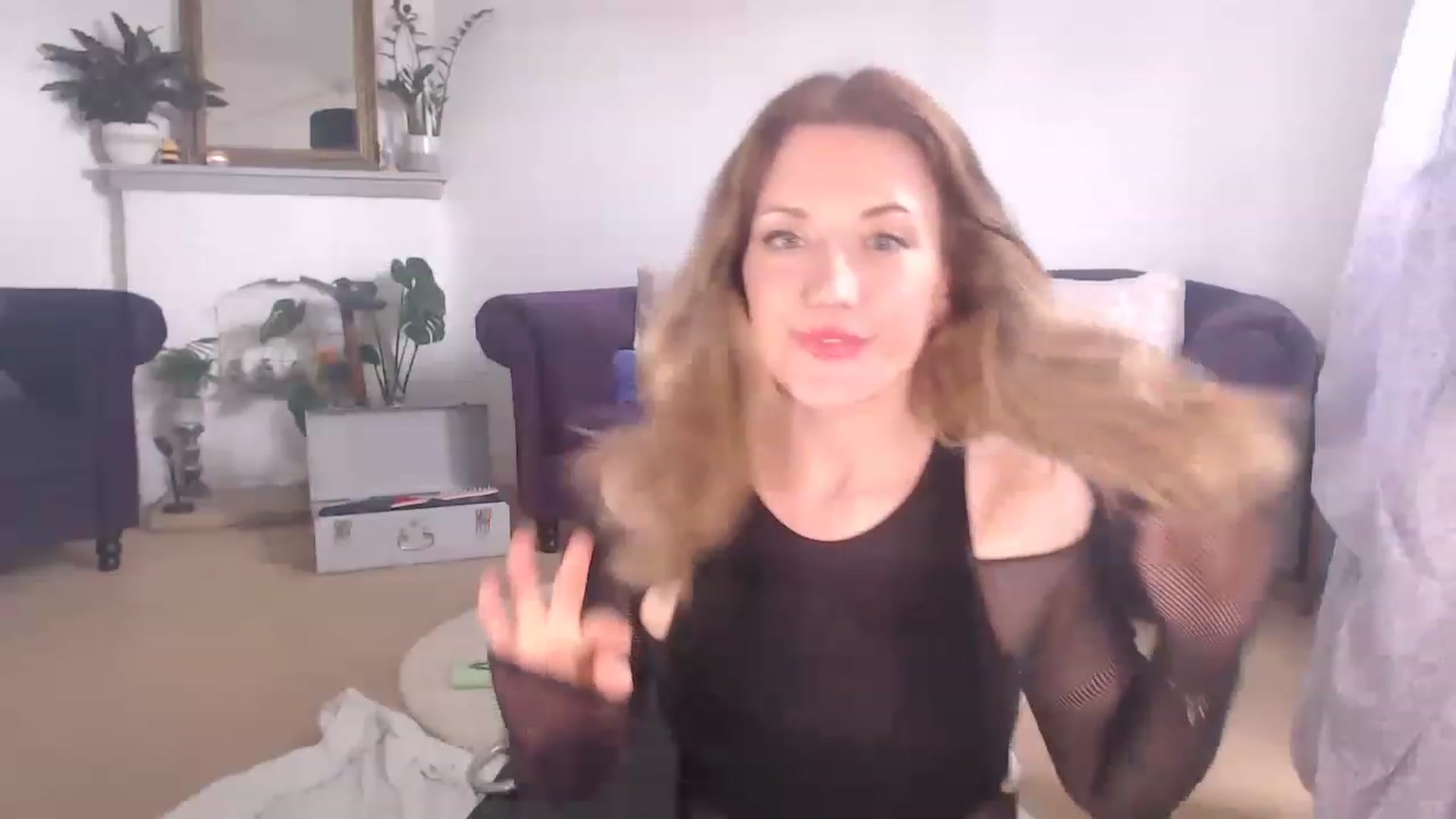 Gallery image thumbnail from DaisyChainedX's myfreecams stream on, 06/19/2023, 13:02 image 9 of 20