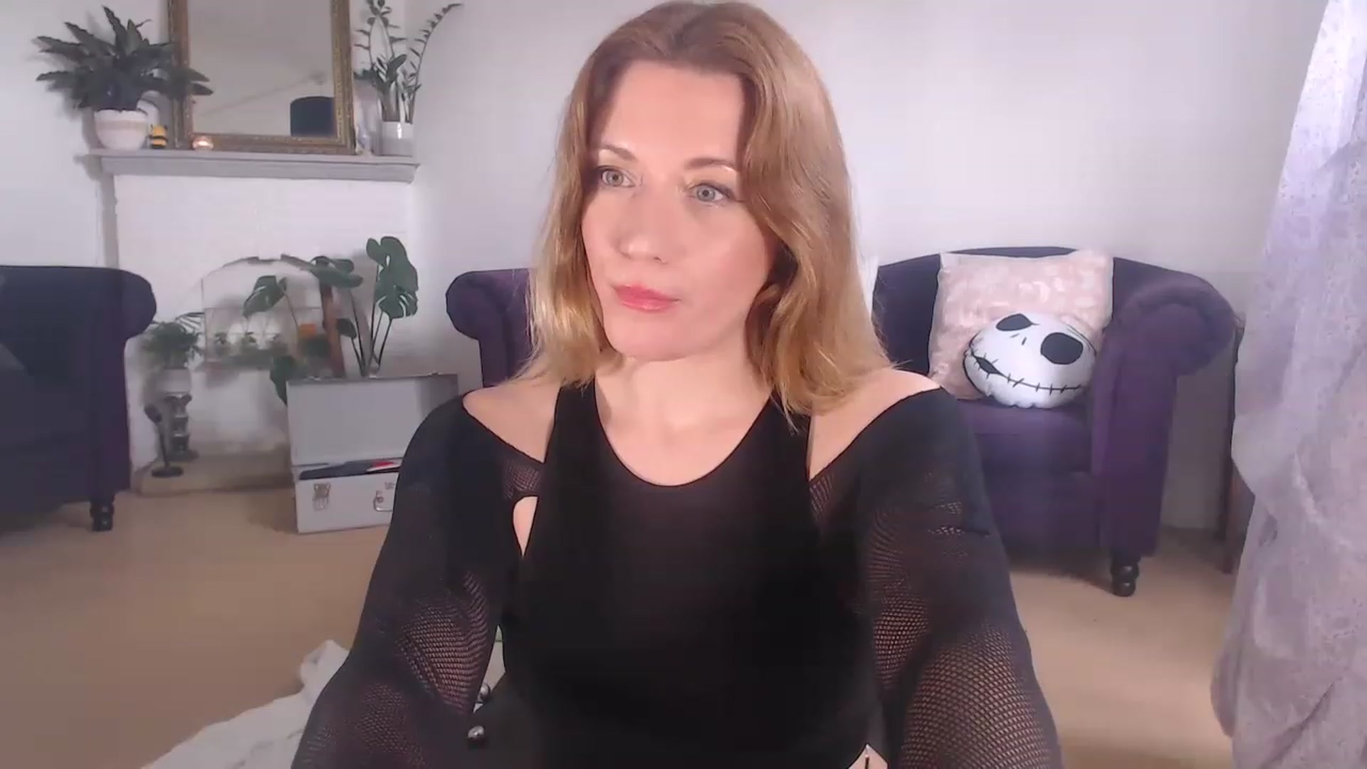 Gallery image thumbnail from DaisyChainedX's myfreecams stream on, 06/19/2023, 13:02 image 8 of 20