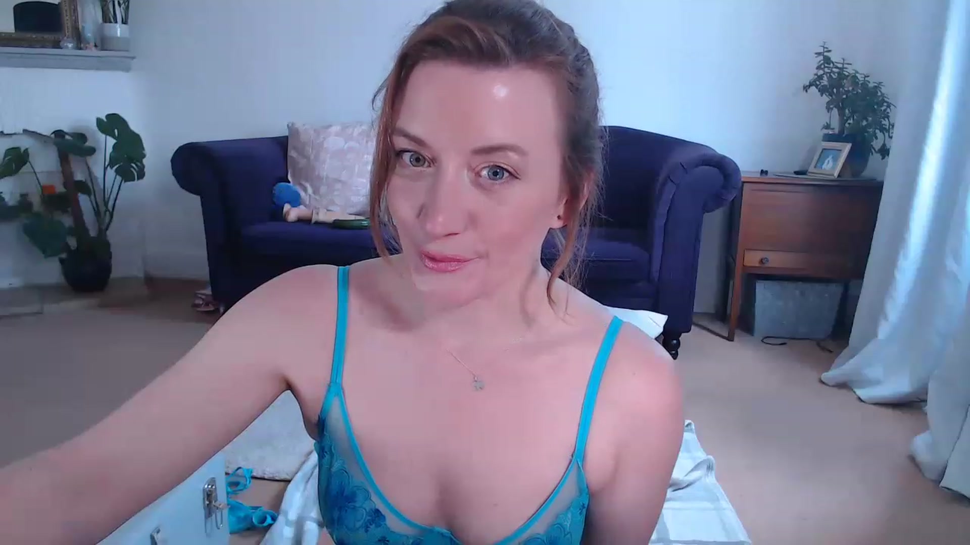 Gallery image thumbnail from DaisyChainedX's myfreecams stream on, 06/22/2023, 15:17 image 8 of 20