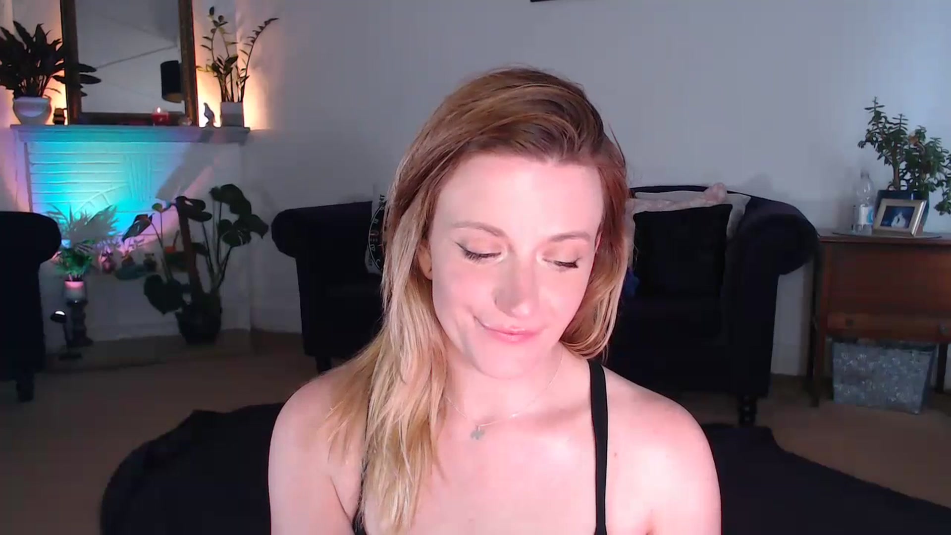 Gallery image thumbnail from DaisyChainedX's myfreecams stream on, 06/30/2023, 17:32 image 20 of 20