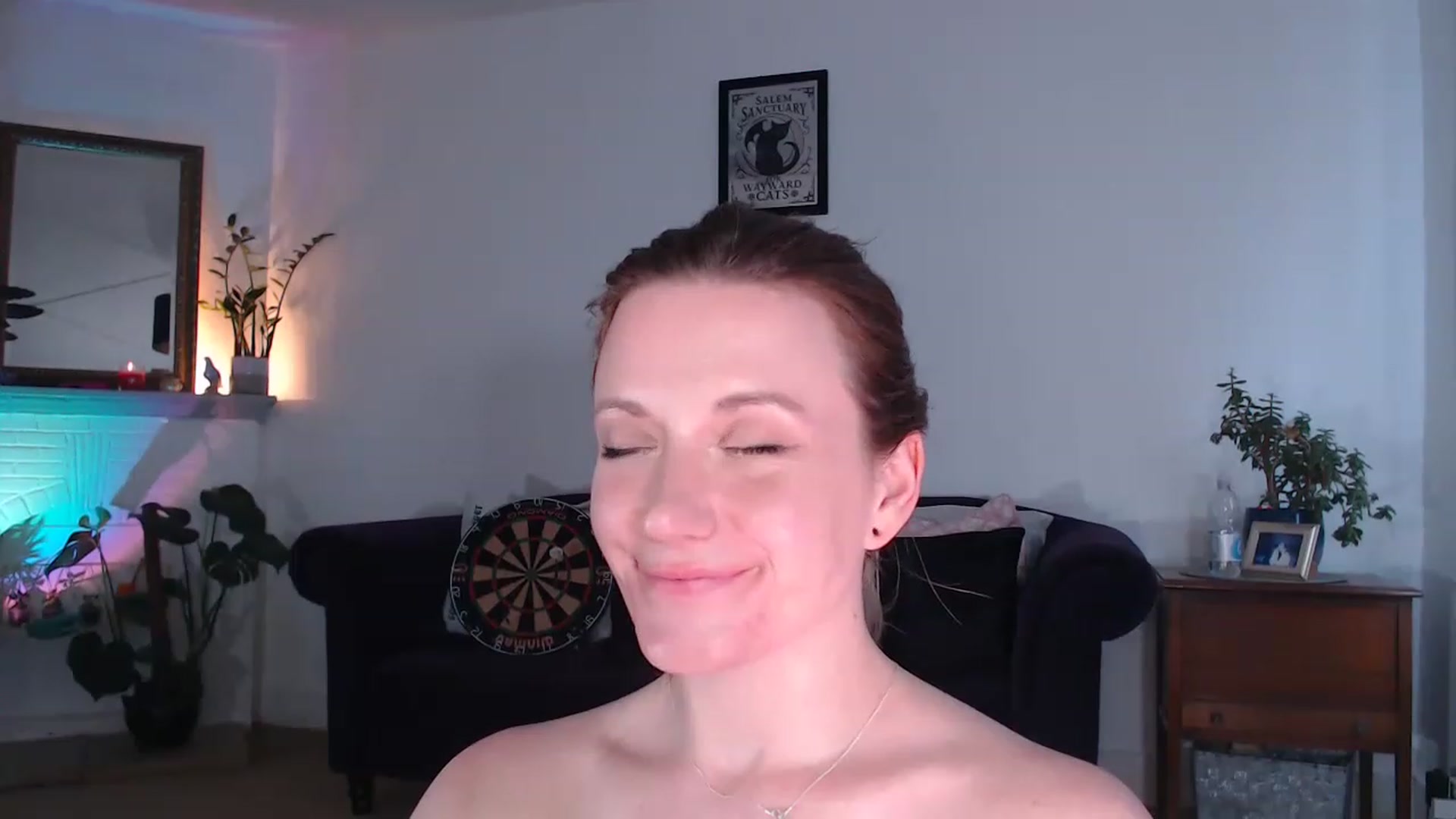 Gallery image thumbnail from DaisyChainedX's myfreecams stream on, 06/30/2023, 19:31 image 4 of 20