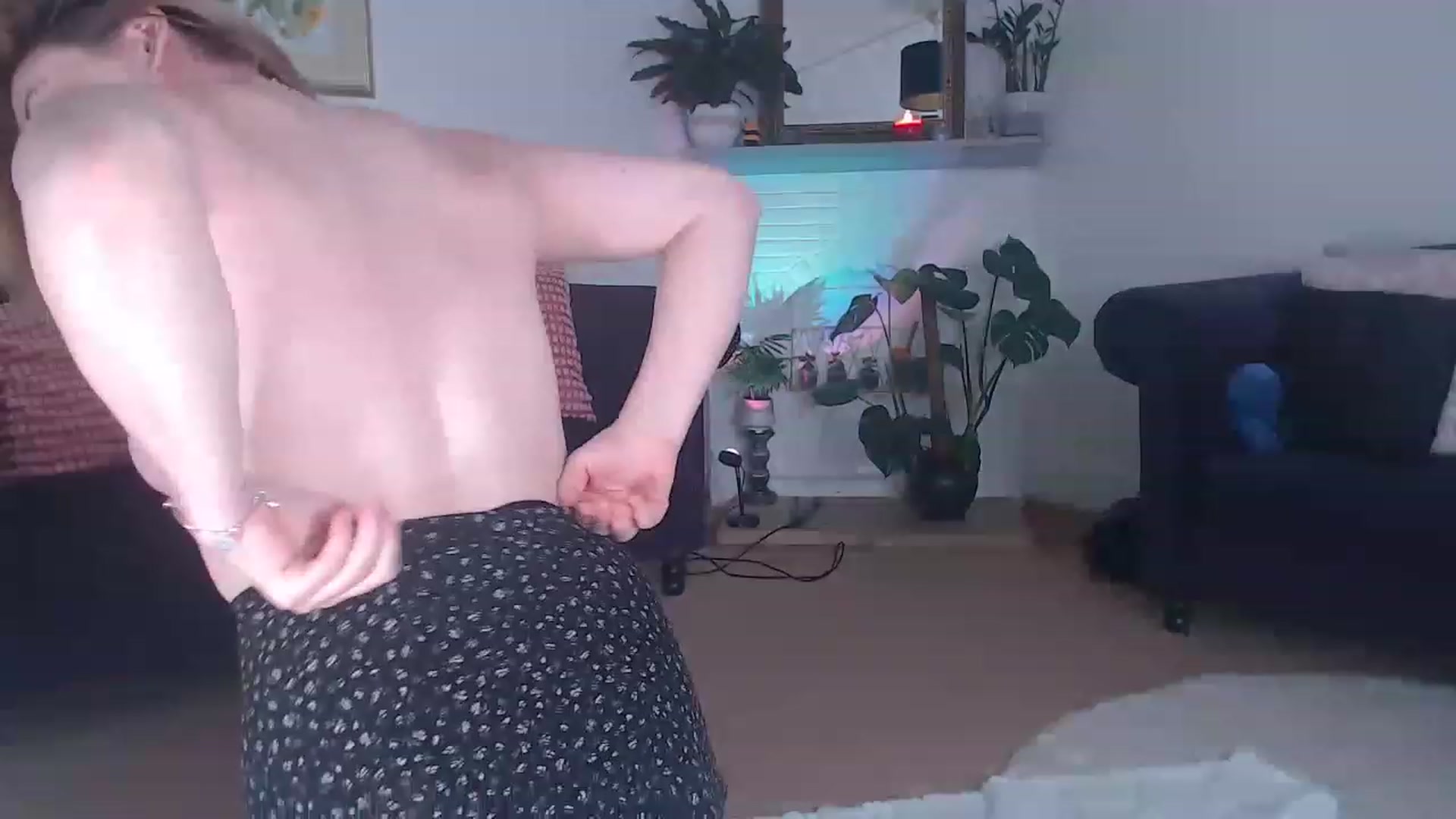 Gallery image thumbnail from DaisyChainedX's myfreecams stream on, 07/03/2023, 09:57 image 16 of 20