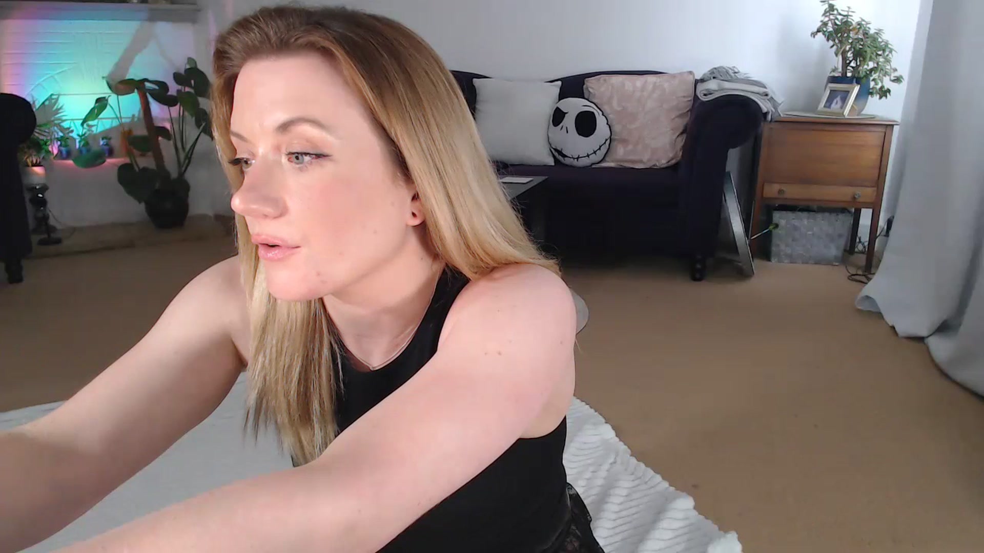 Gallery image thumbnail from DaisyChainedX's myfreecams stream on, 07/12/2023, 14:27 image 7 of 20