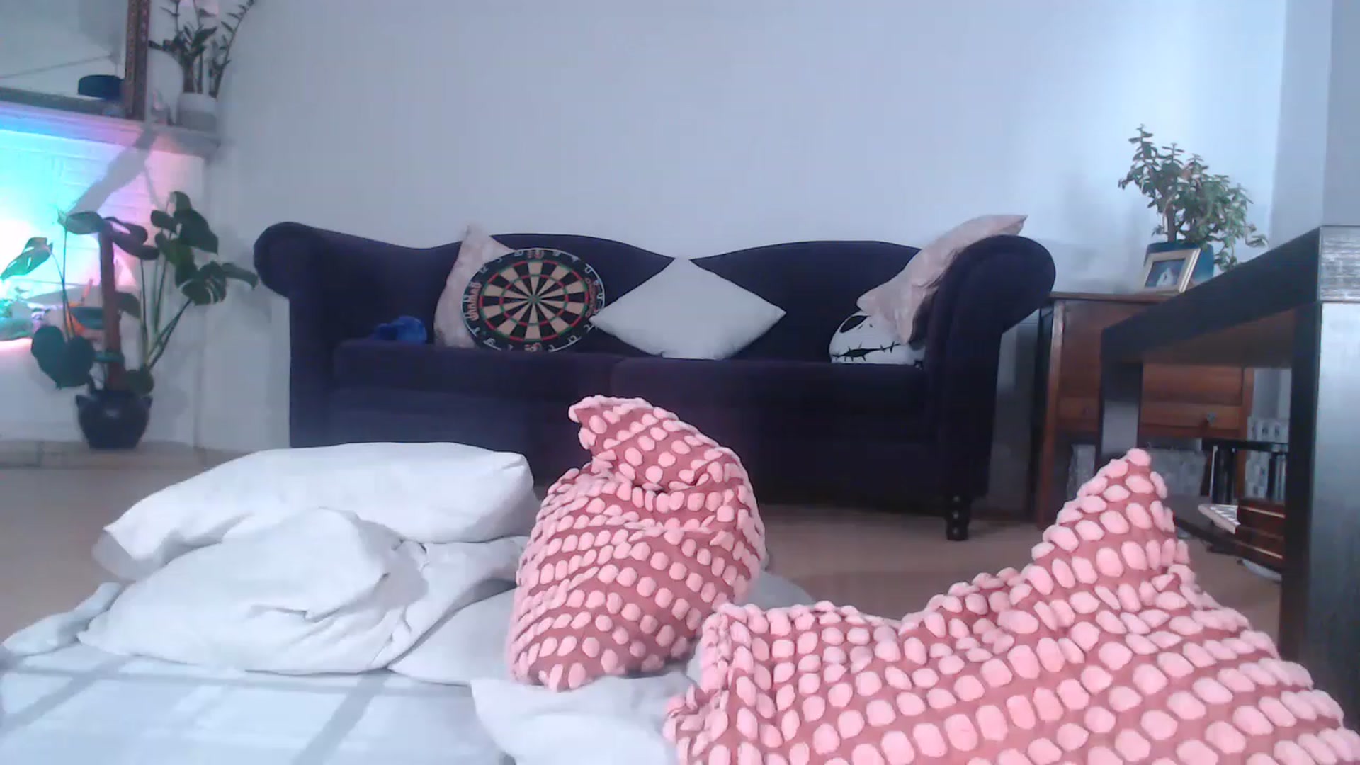 Gallery image thumbnail from DaisyChainedX's myfreecams stream on, 07/14/2023, 19:36 image 10 of 20