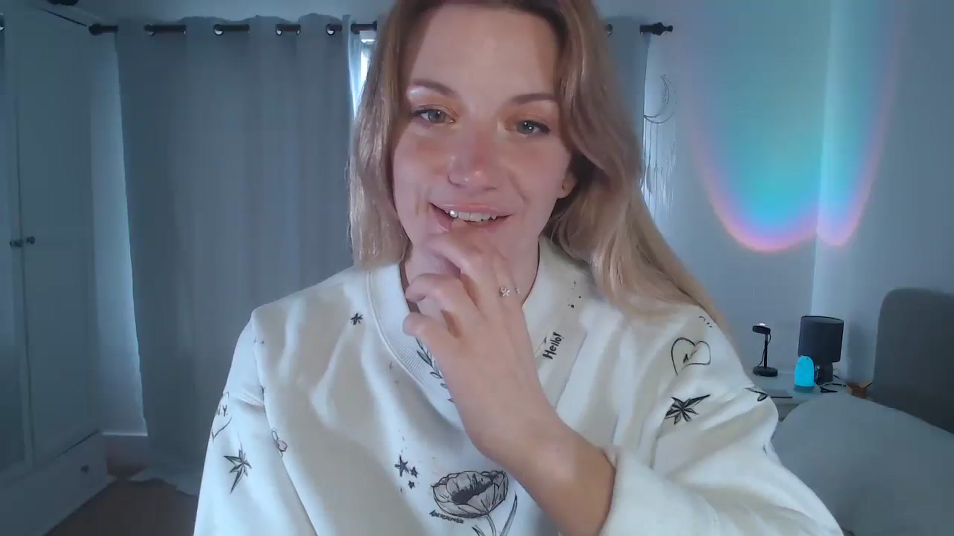 Gallery image thumbnail from DaisyChainedX's myfreecams stream on, 07/24/2023, 11:50 image 17 of 20