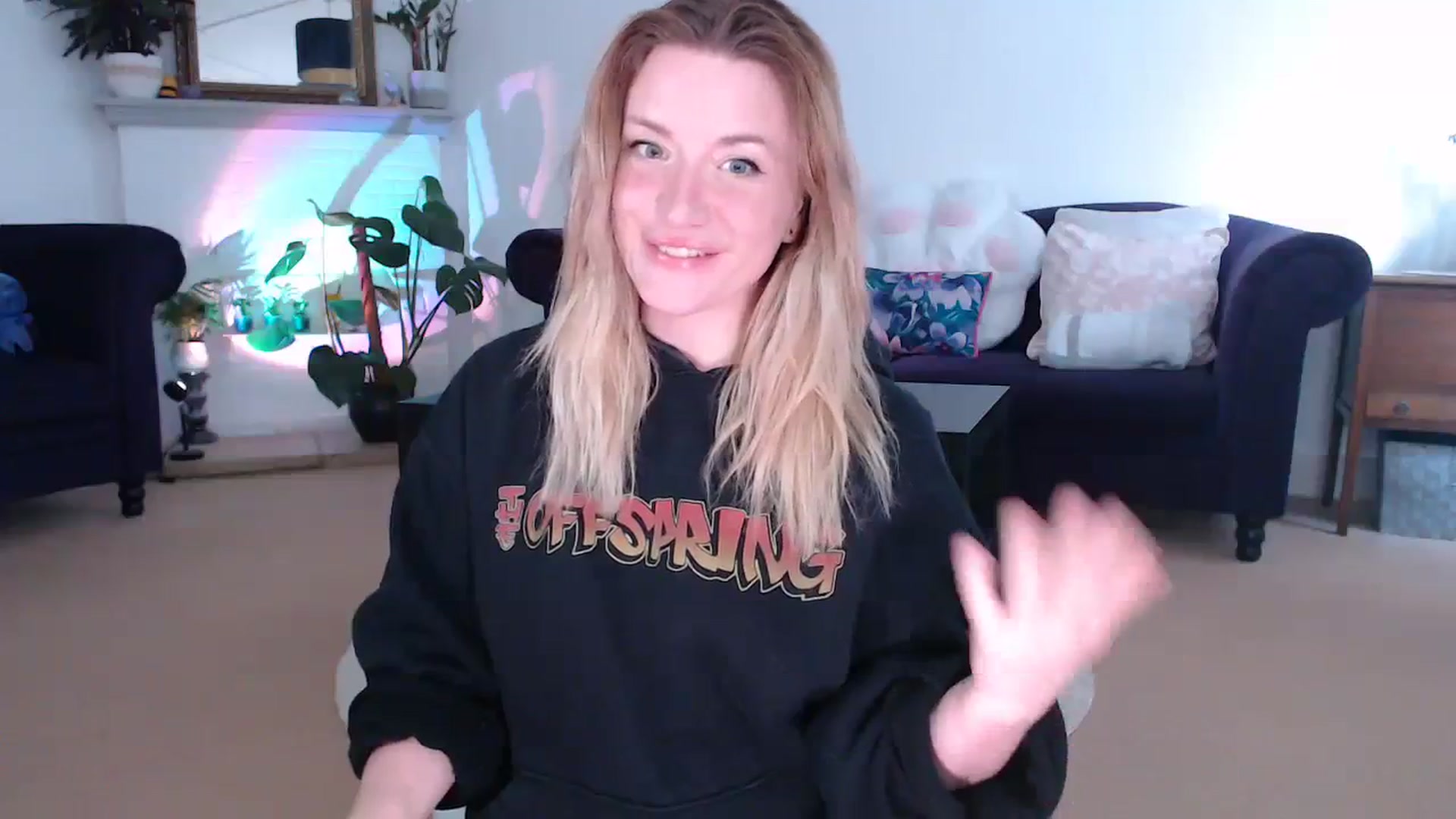 Gallery image thumbnail from DaisyChainedX's myfreecams stream on, 07/26/2023, 12:18 image 17 of 20